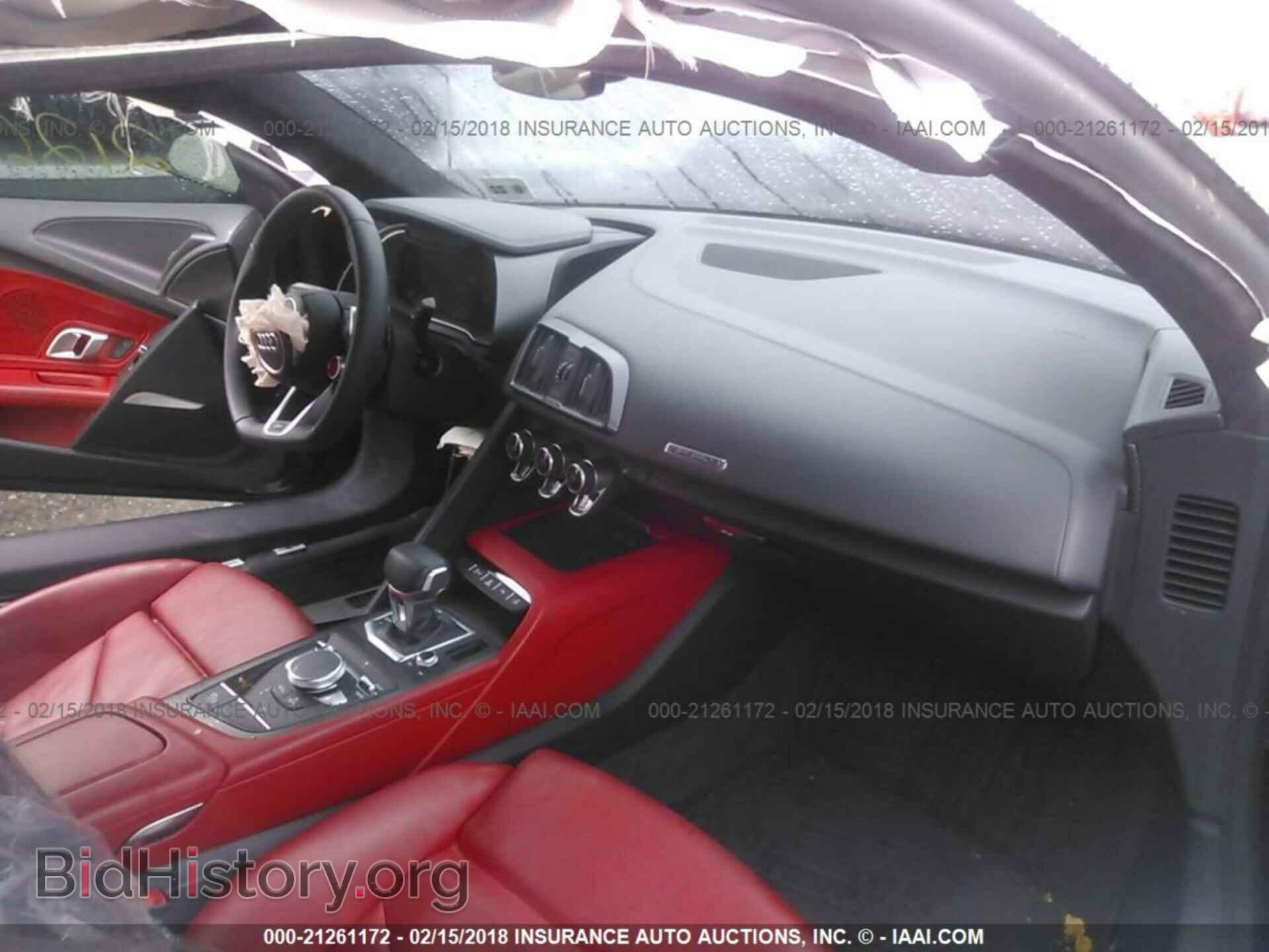 2017 Audi R8 - VIN: WUAEAAFX7H7902972 - Фото 5