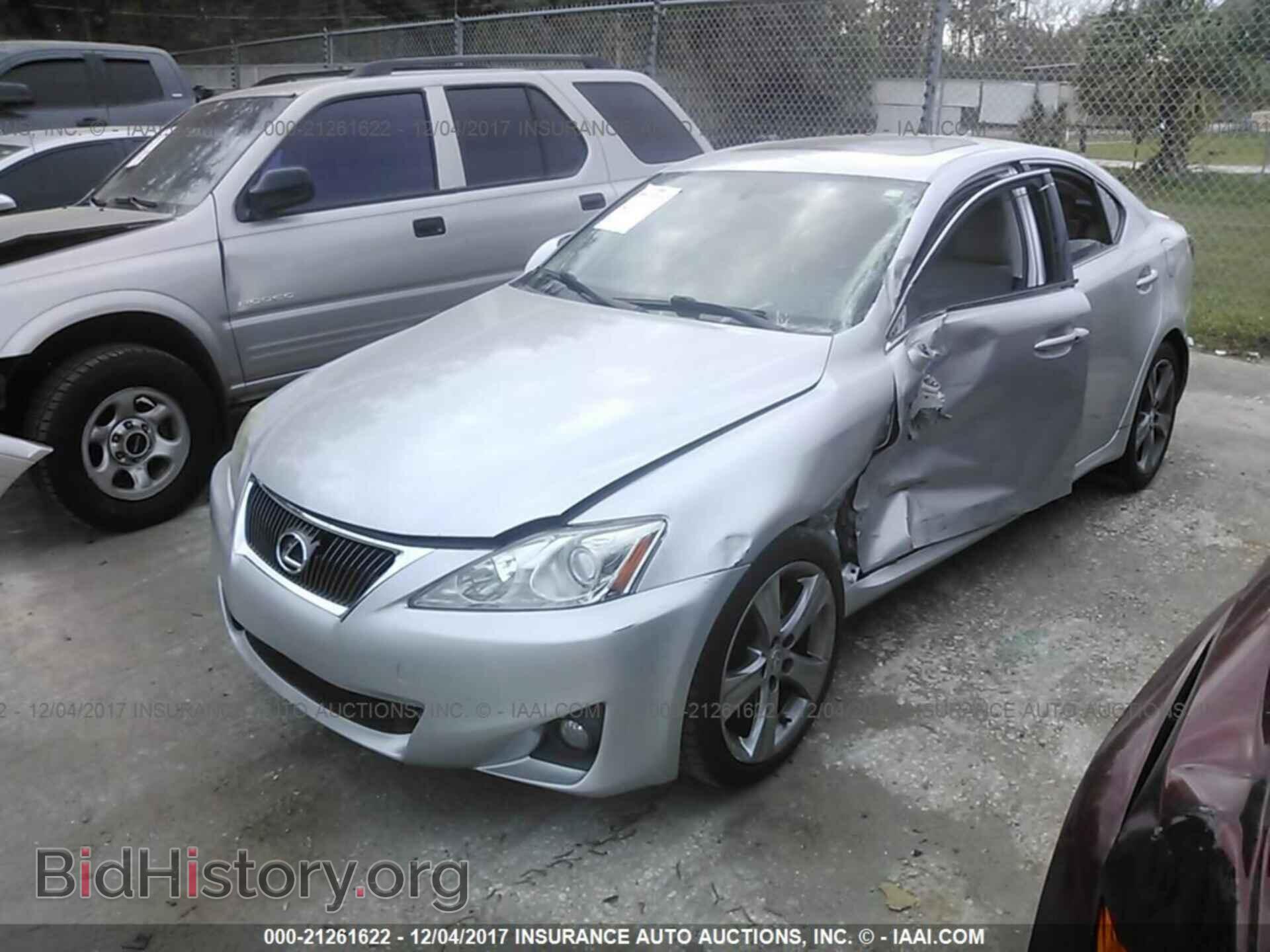 2011 Lexus Is - VIN: JTHBF5C24B5152790 - Photo 2