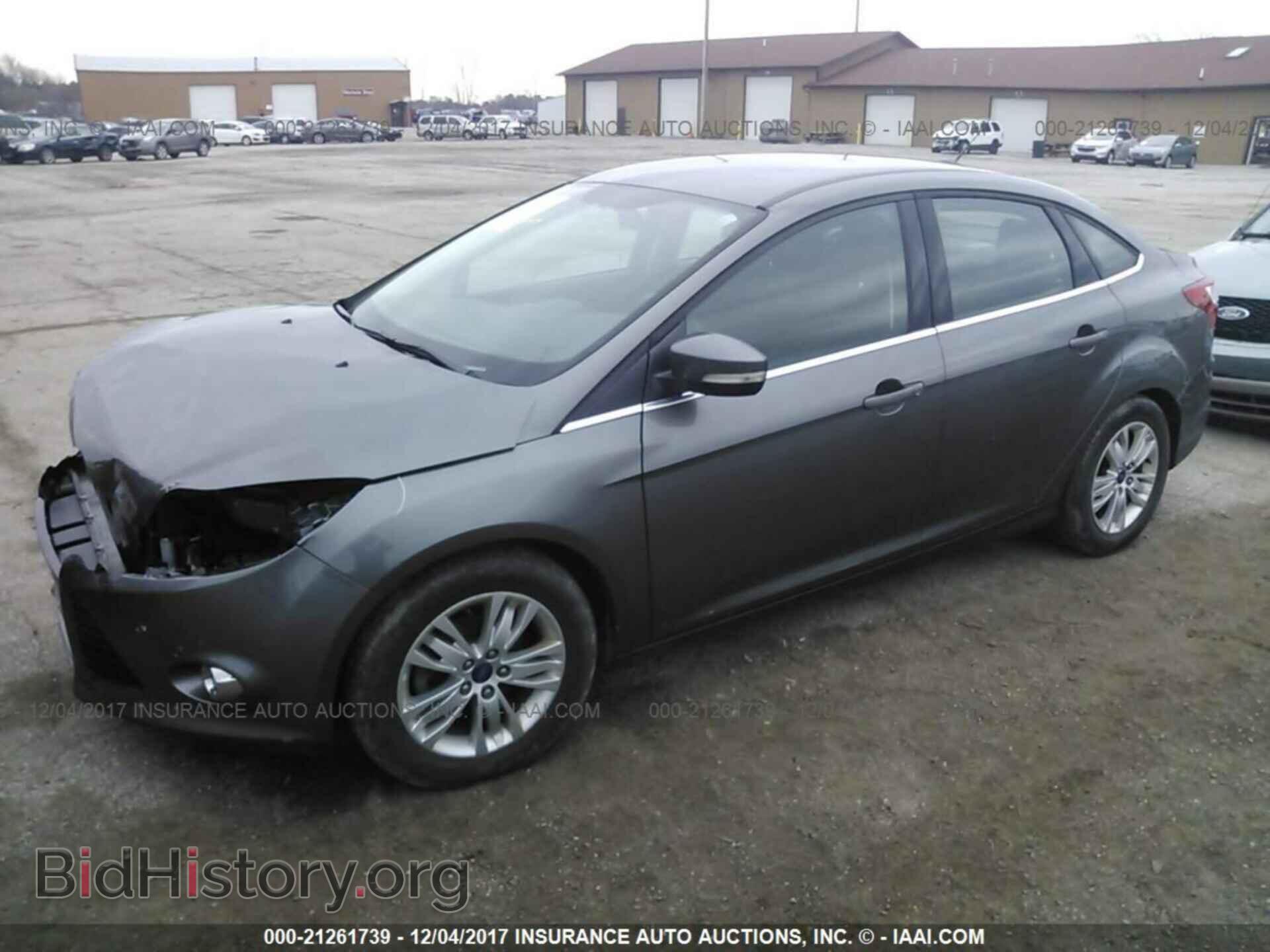 2012 Ford Focus - VIN: 1FAHP3H29CL455217 - Photo 2