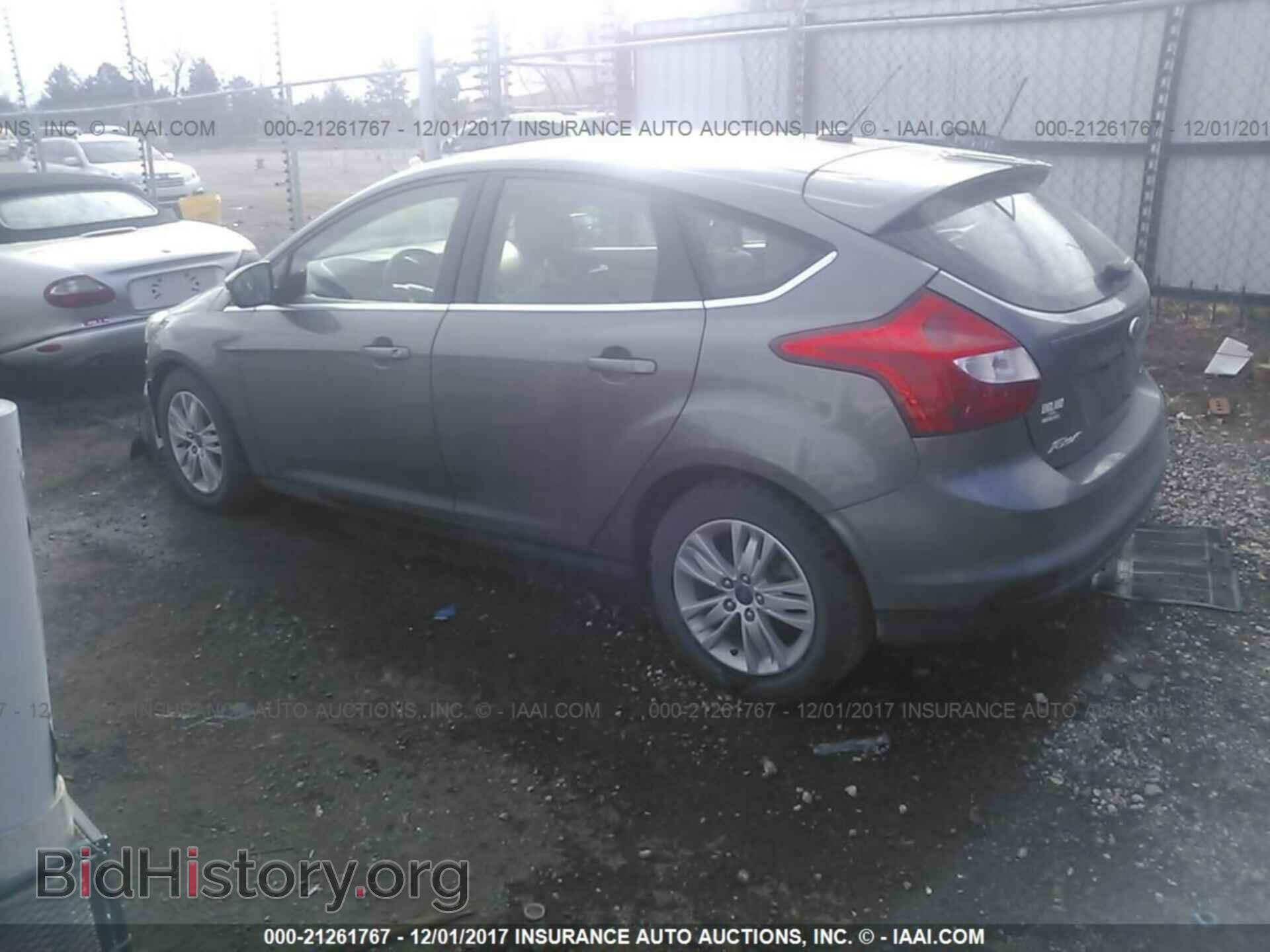 2012 Ford Focus - VIN: 1FAHP3M20CL324828 - Фото 3