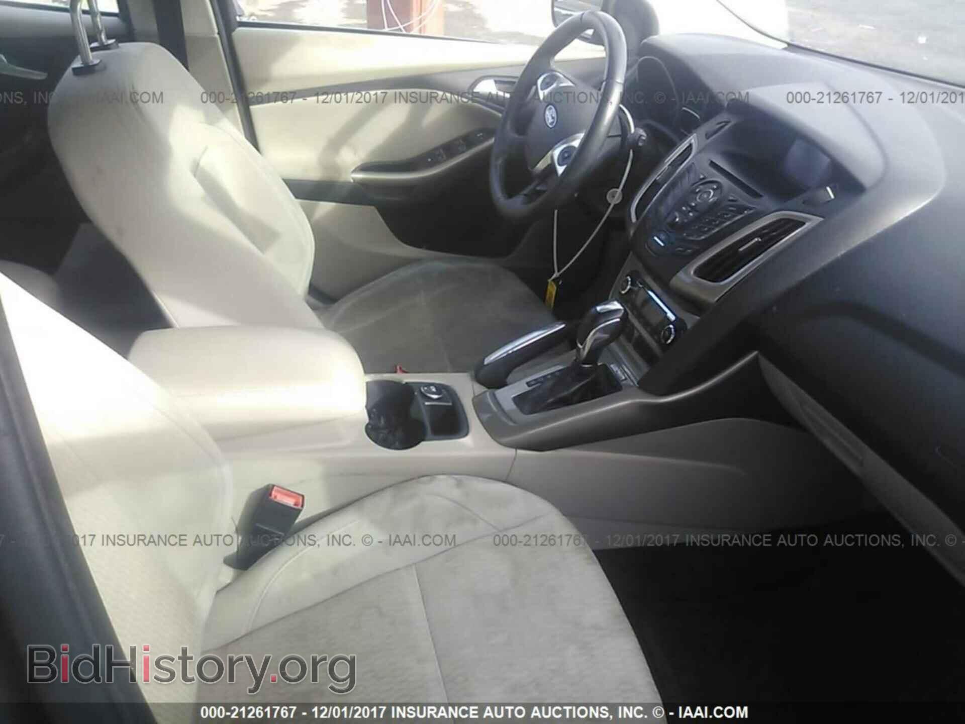 2012 Ford Focus - VIN: 1FAHP3M20CL324828 - Фото 5