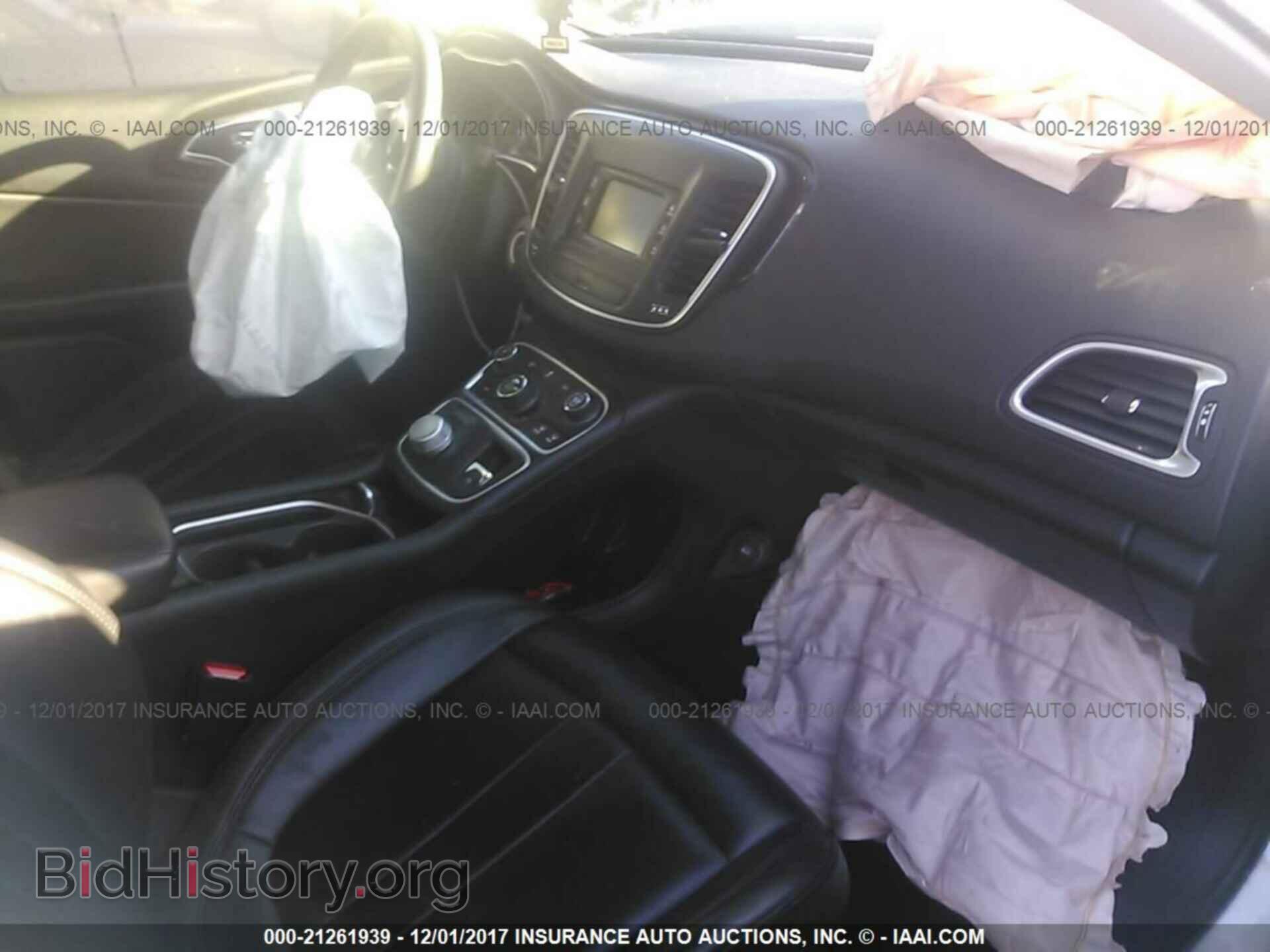 2015 Chrysler 200 - VIN: 1C3CCCCB9FN544824 - Photo 5