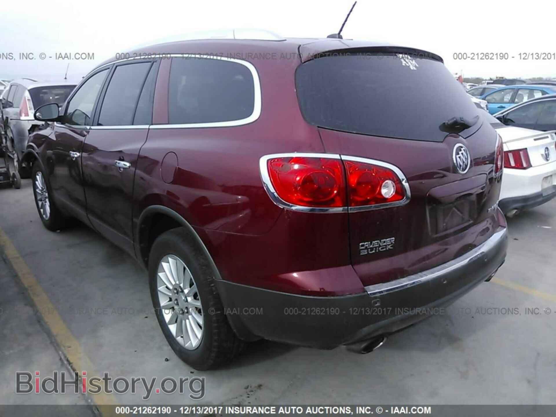 2011 Buick Enclave - VIN: 5GAKVBED7BJ338592 - Фото 3