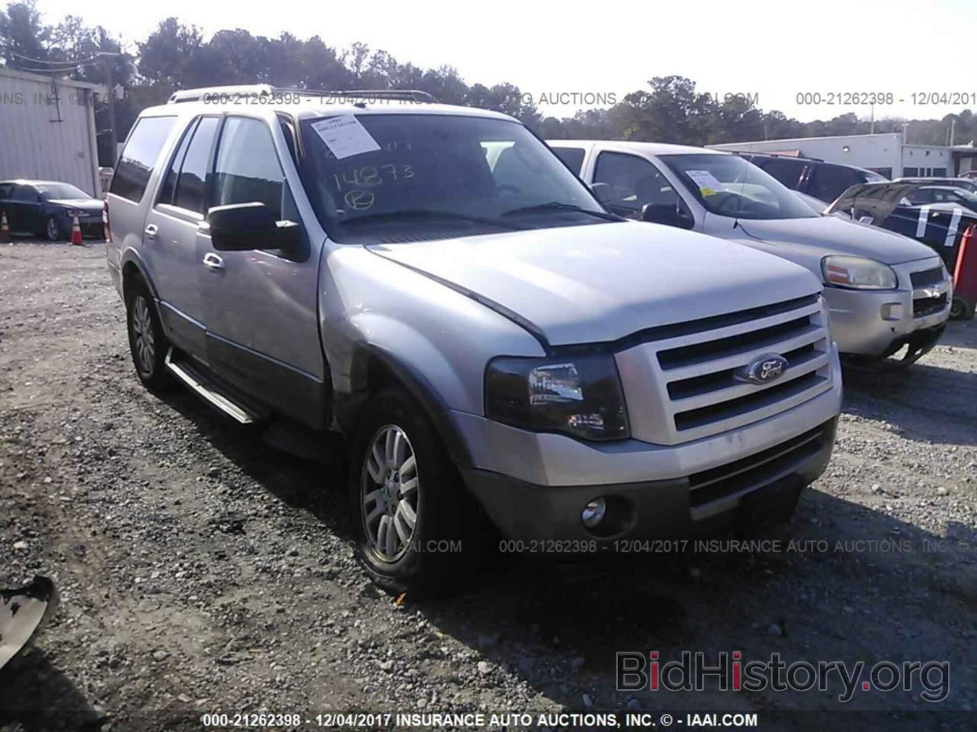 Photo 1FMJU1H58BEF14873 - Ford Expedition 2011
