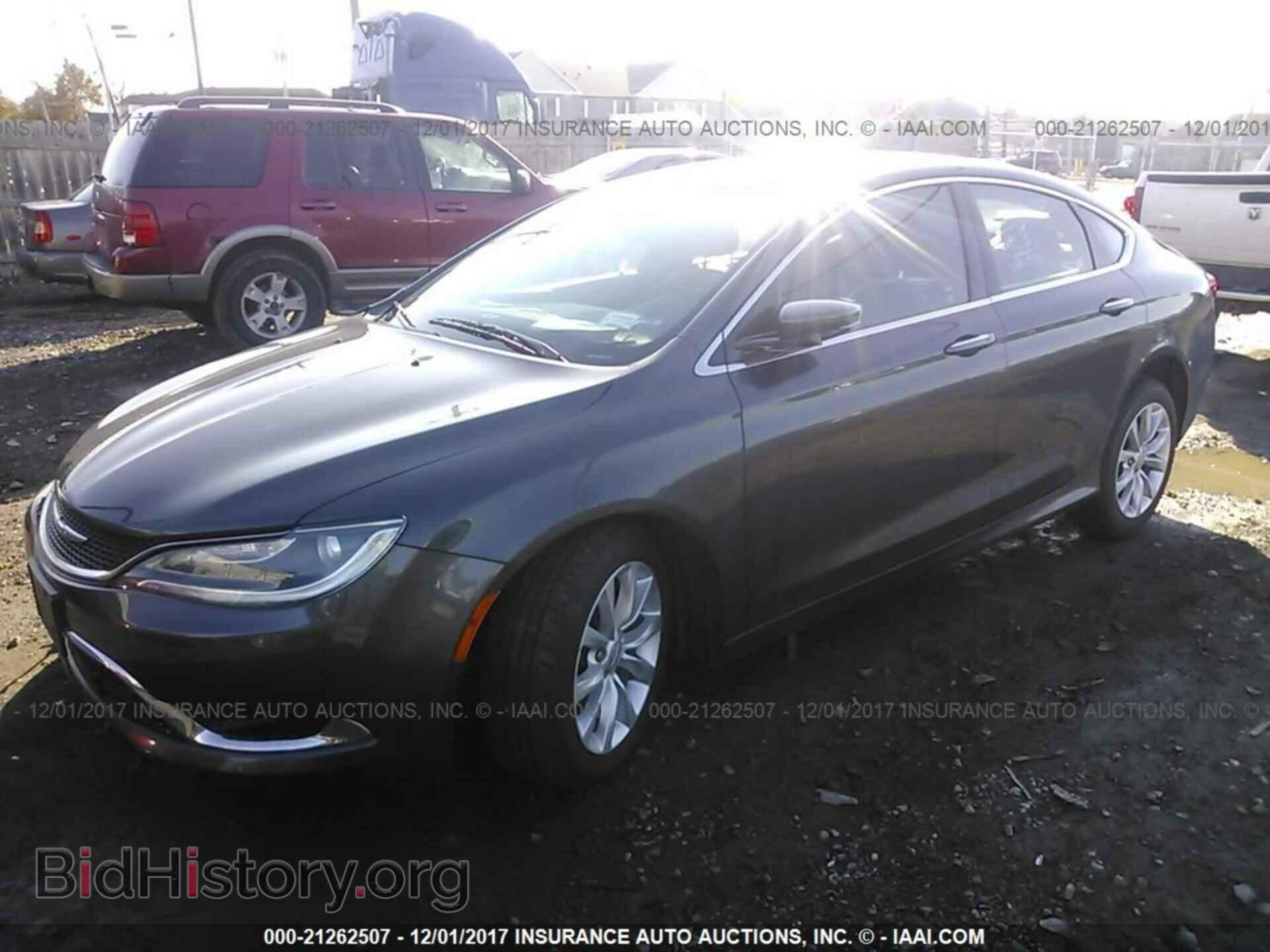 2015 Chrysler 200 - VIN: 1C3CCCCB2FN545300 - Photo 2