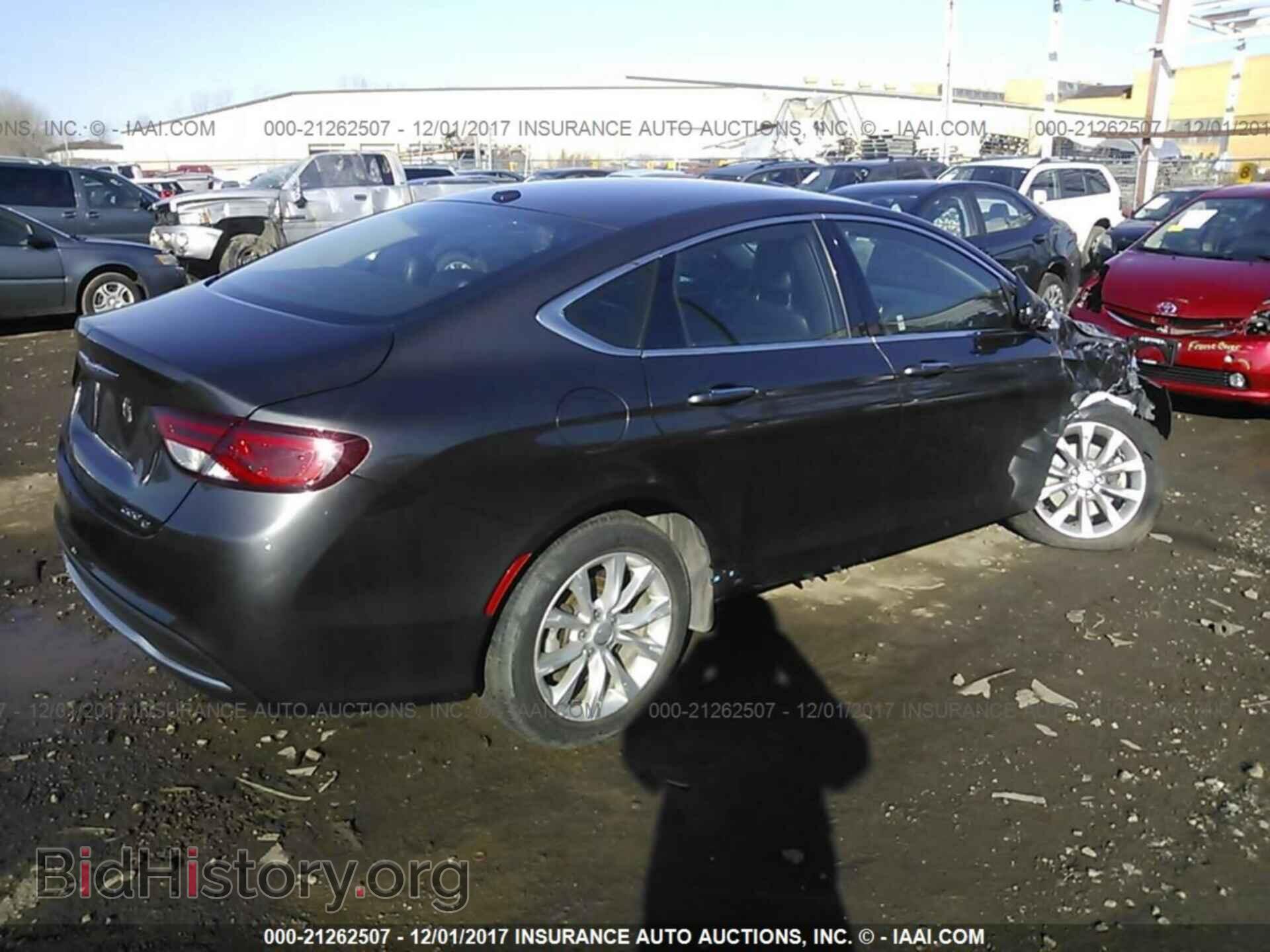 2015 Chrysler 200 - VIN: 1C3CCCCB2FN545300 - Photo 4