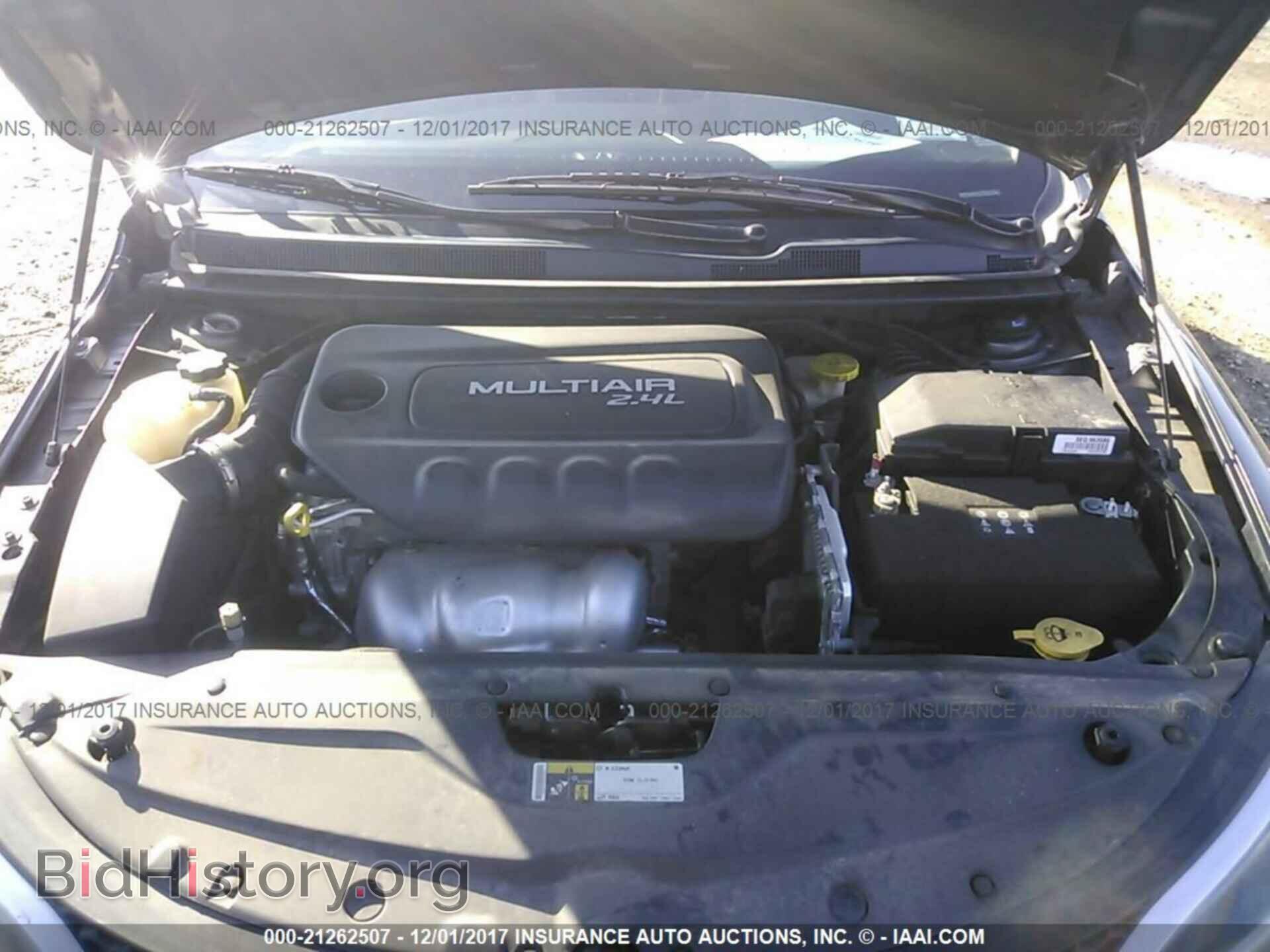 2015 Chrysler 200 - VIN: 1C3CCCCB2FN545300 - Photo 10