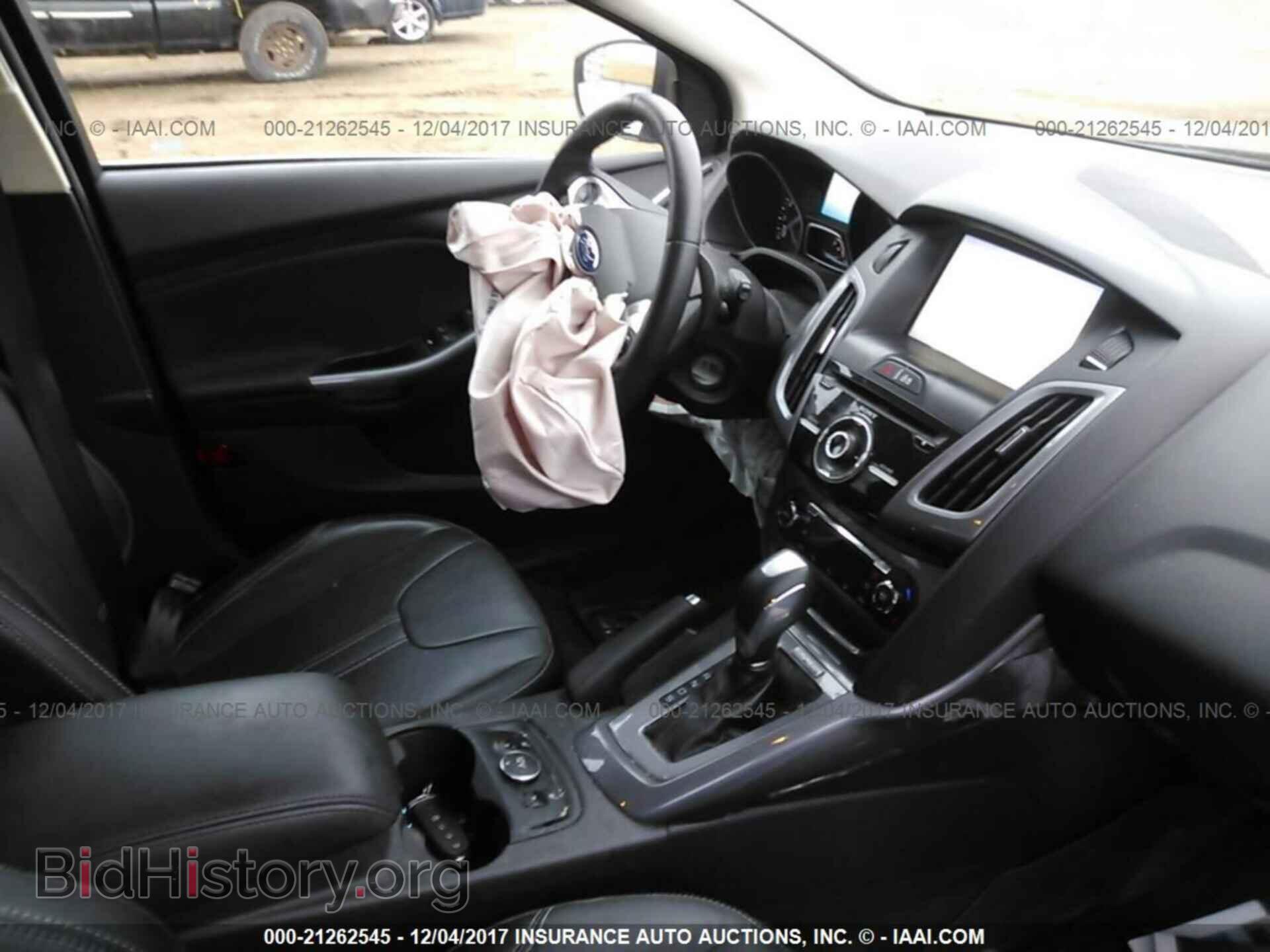 2014 Ford Focus - VIN: 1FADP3N22EL453105 - Photo 5
