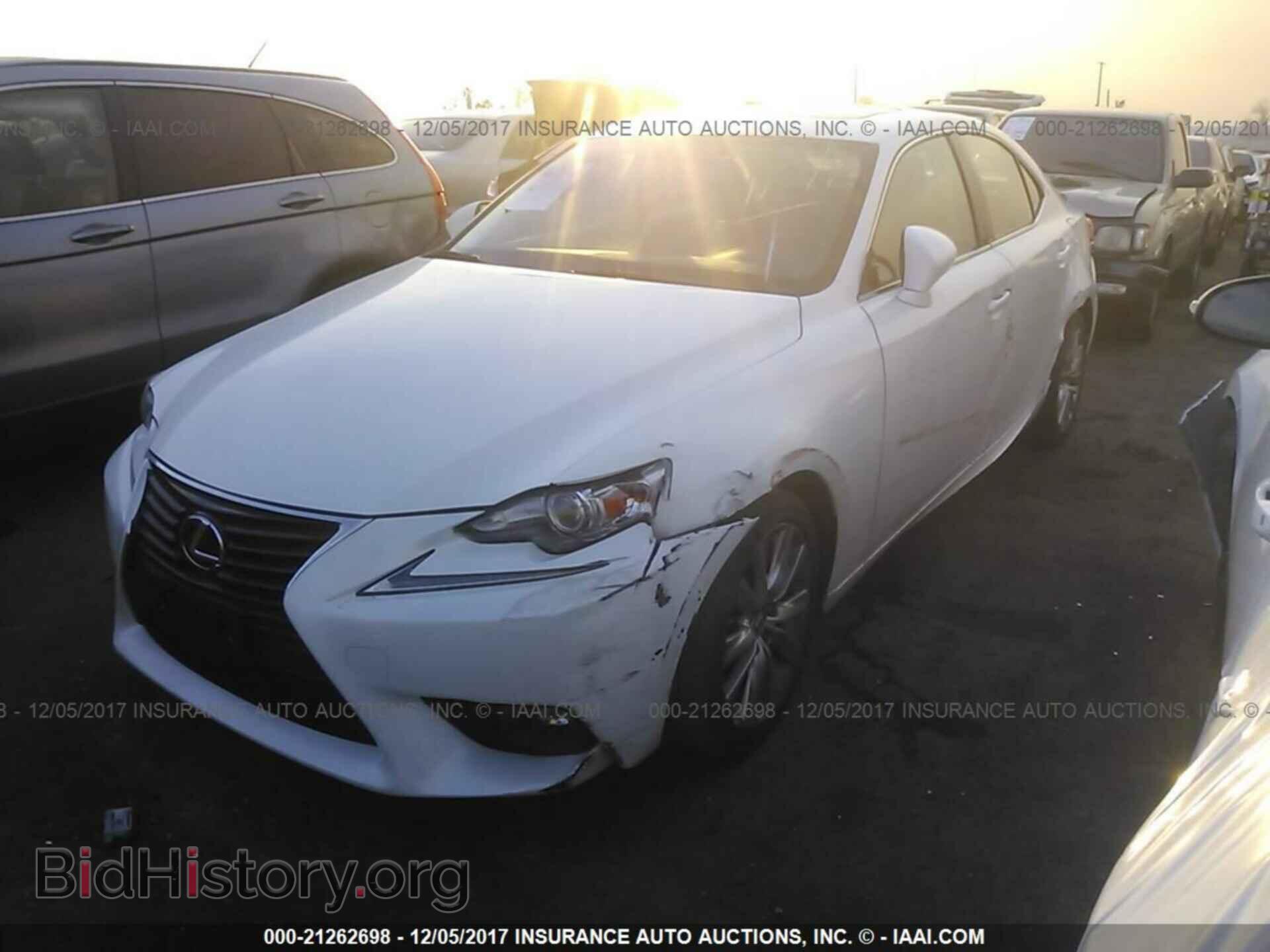 2015 Lexus Is - VIN: JTHBF1D28F5079825 - Photo 2