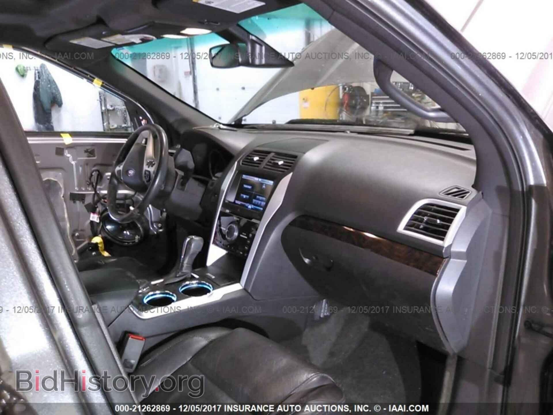2013 Ford Explorer - VIN: 1FM5K8F82DGC15318 - Photo 5