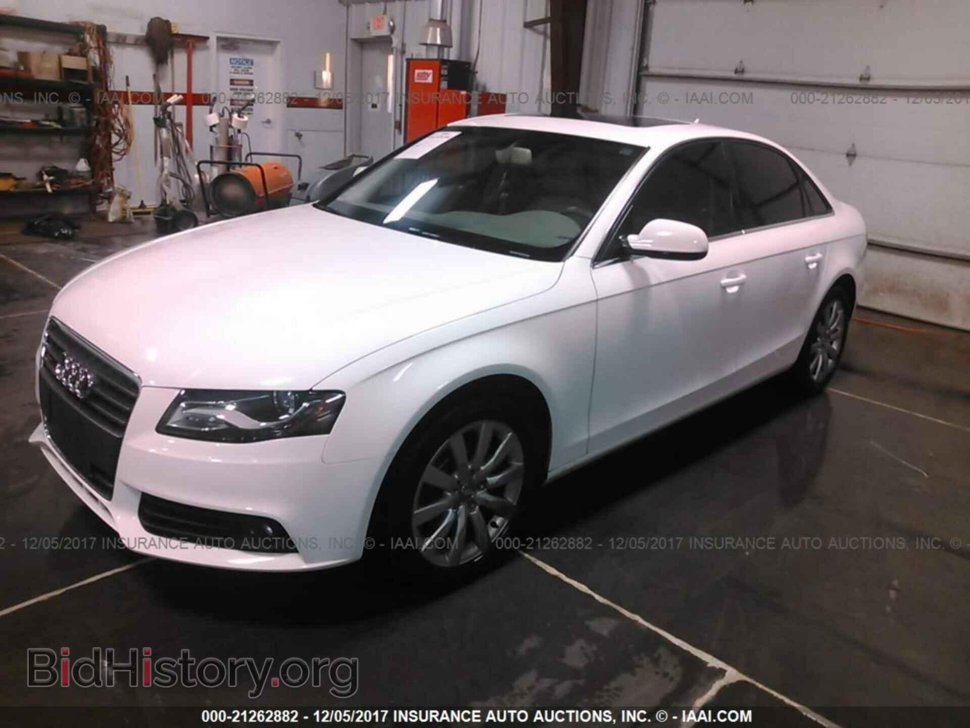 2011 Audi A4 - VIN: WAUFFAFL7BA094209 - Photo 2