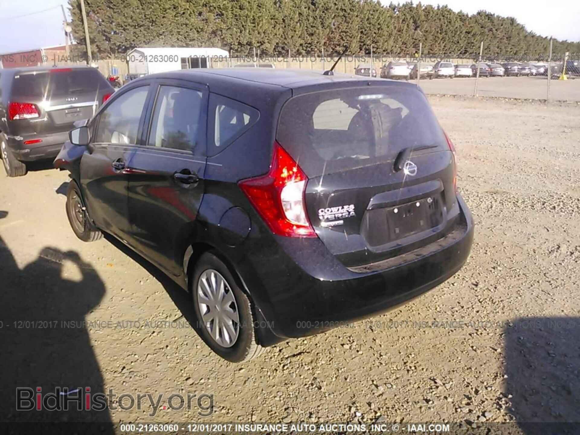 2016 Nissan Versa note - VIN: 3N1CE2CP9GL394293 - Фото 3