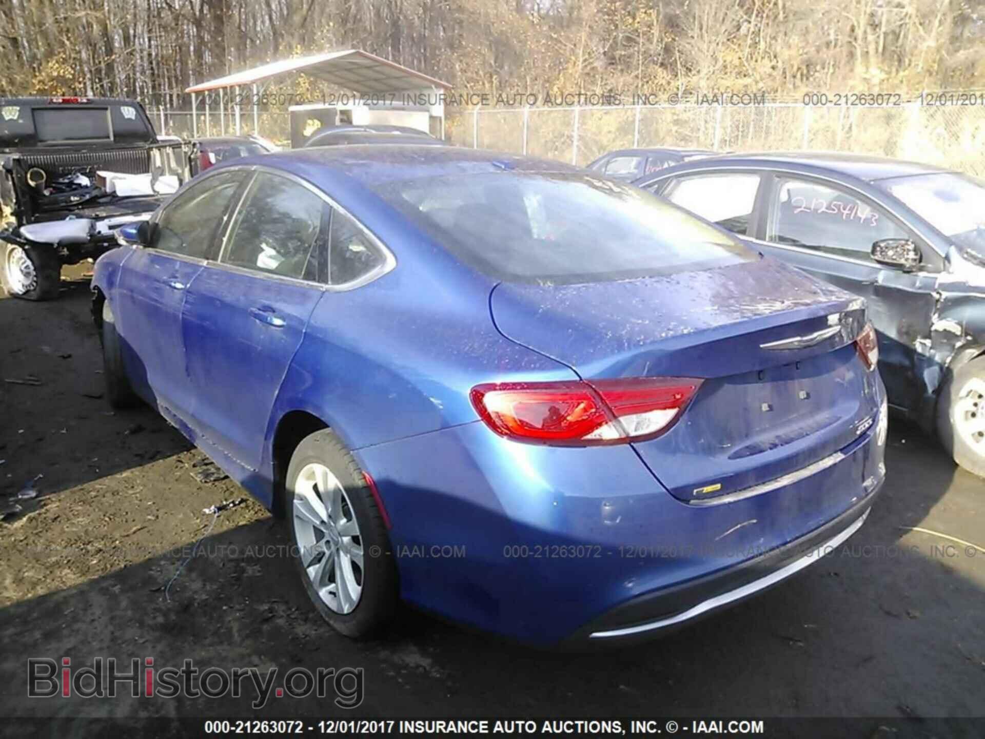 2015 Chrysler 200 - VIN: 1C3CCCAB7FN724421 - Фото 3