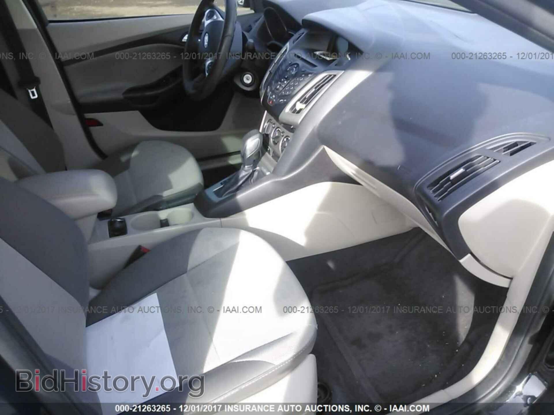 2014 Ford Focus - VIN: 1FADP3F29EL271335 - Photo 5