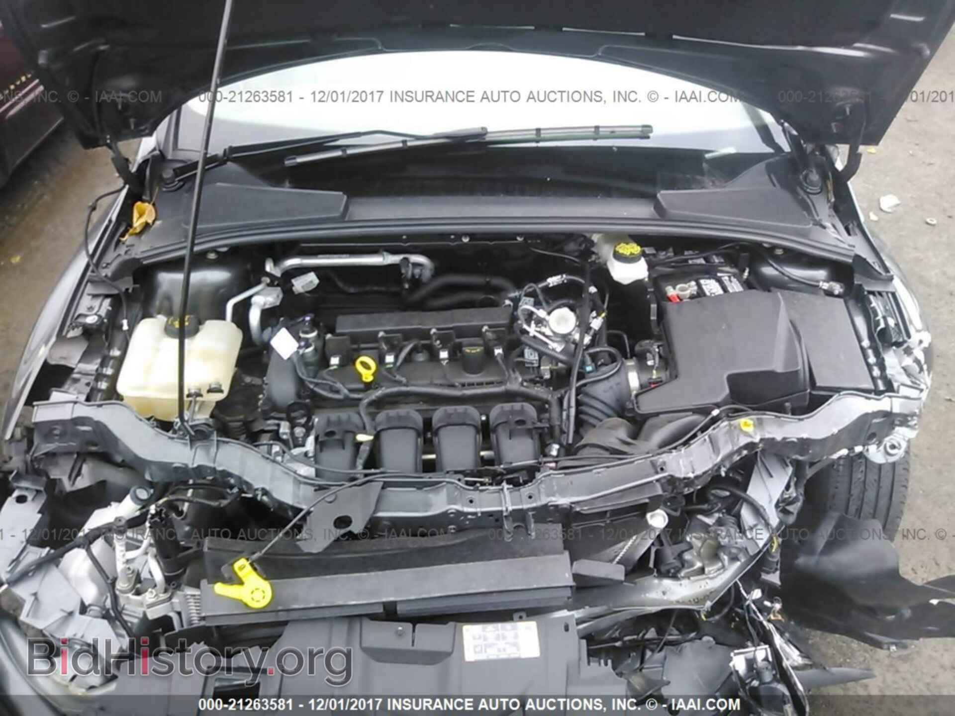 2017 Ford Focus - VIN: 1FADP3F28HL221966 - Photo 10