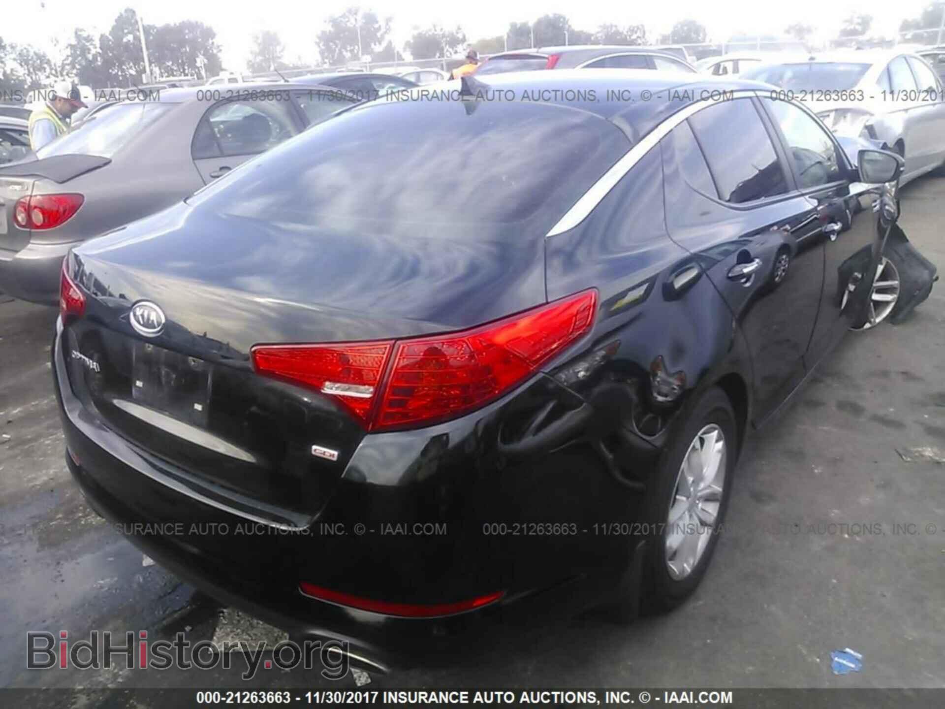 2012 Kia Optima - VIN: 5XXGM4A73CG052151 - Photo 4