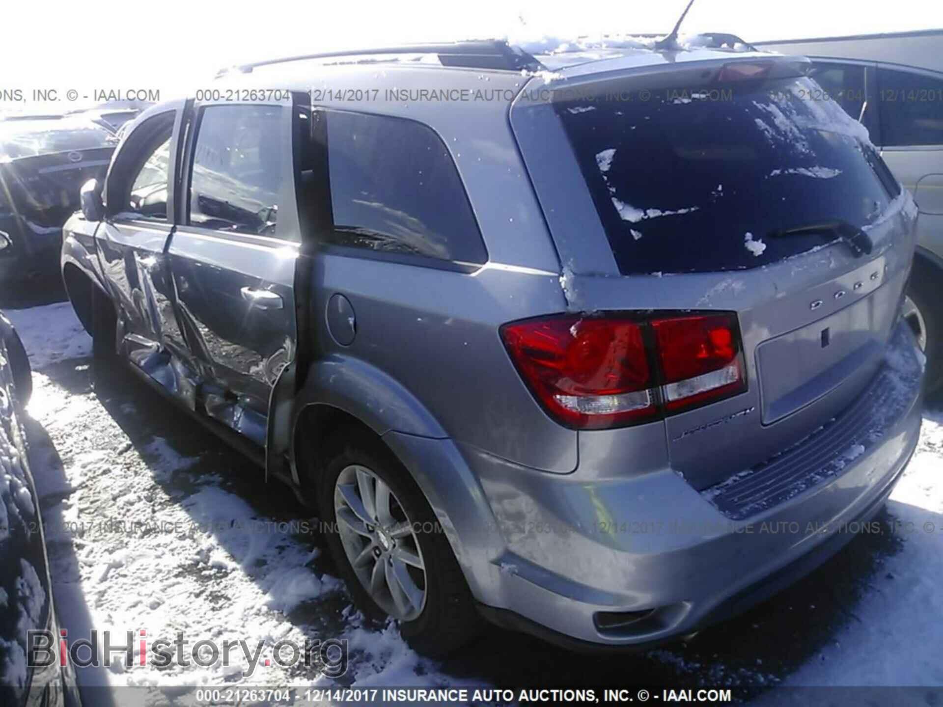 2015 Dodge Journey - VIN: 3C4PDCBG1FT664141 - Photo 3