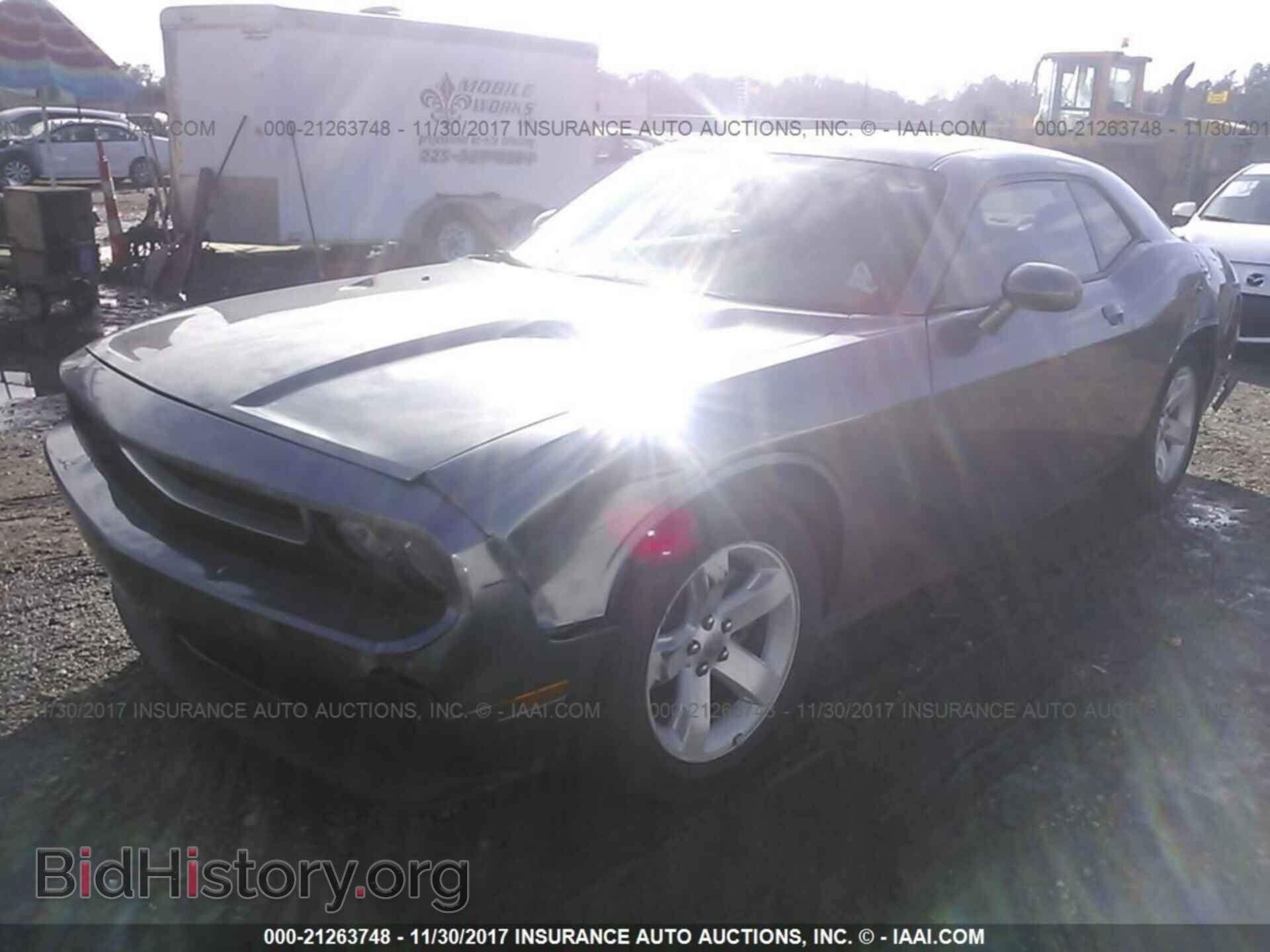 2012 Dodge Challenger - VIN: 2C3CDYAG6CH294388 - Фото 2