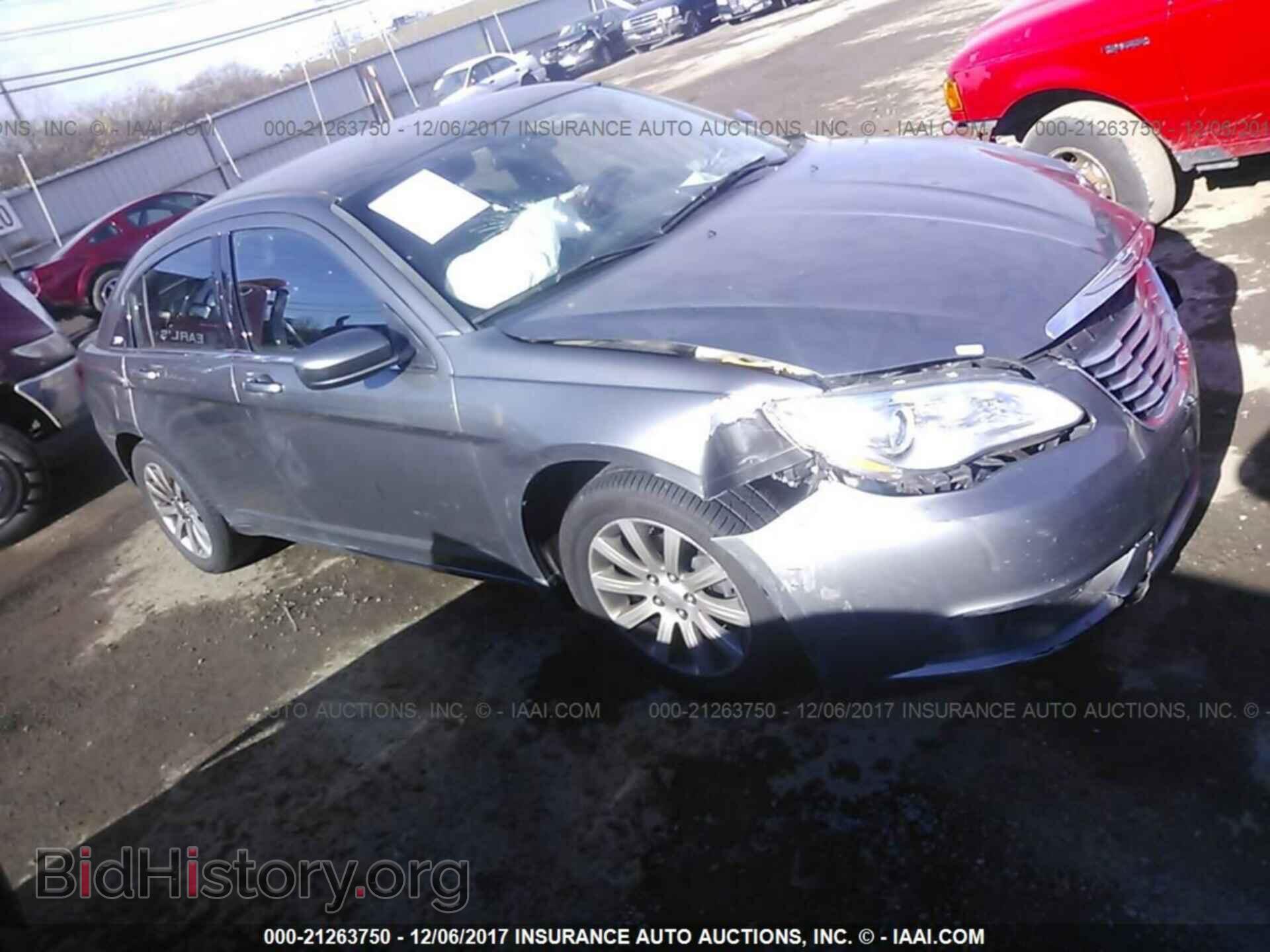 Photo 1C3CCBBBXDN602268 - Chrysler 200 2013