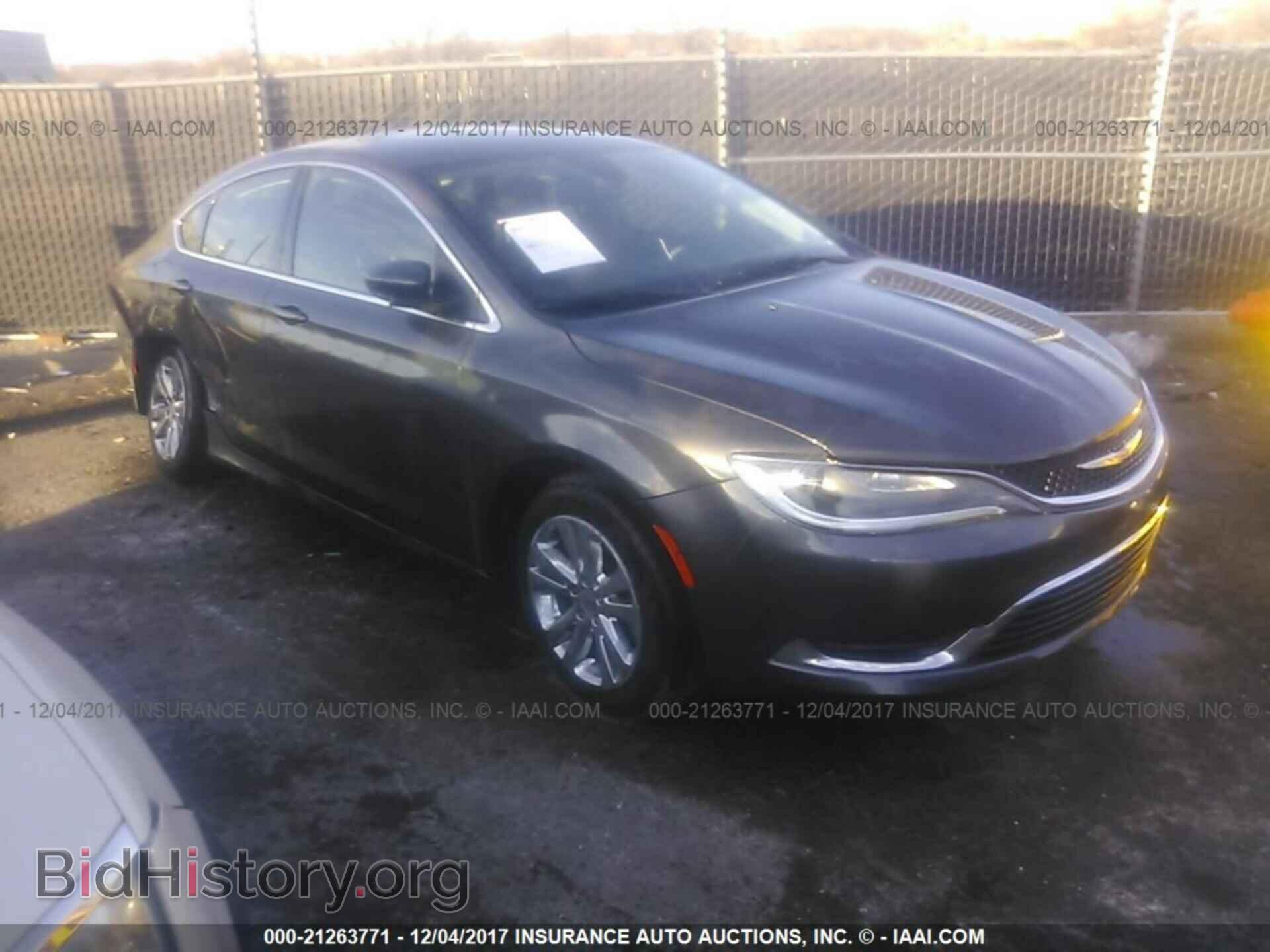 Photo 1C3CCCAB8FN606975 - Chrysler 200 2015