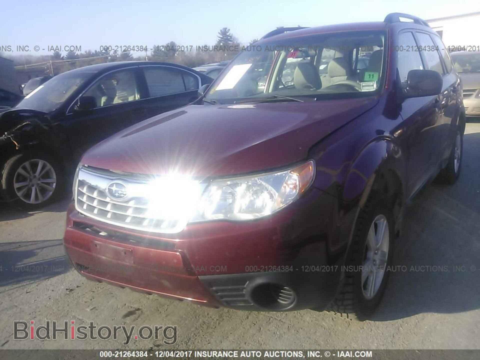 2011 Subaru Forester - VIN: JF2SHABC7BH761659 - Фото 2
