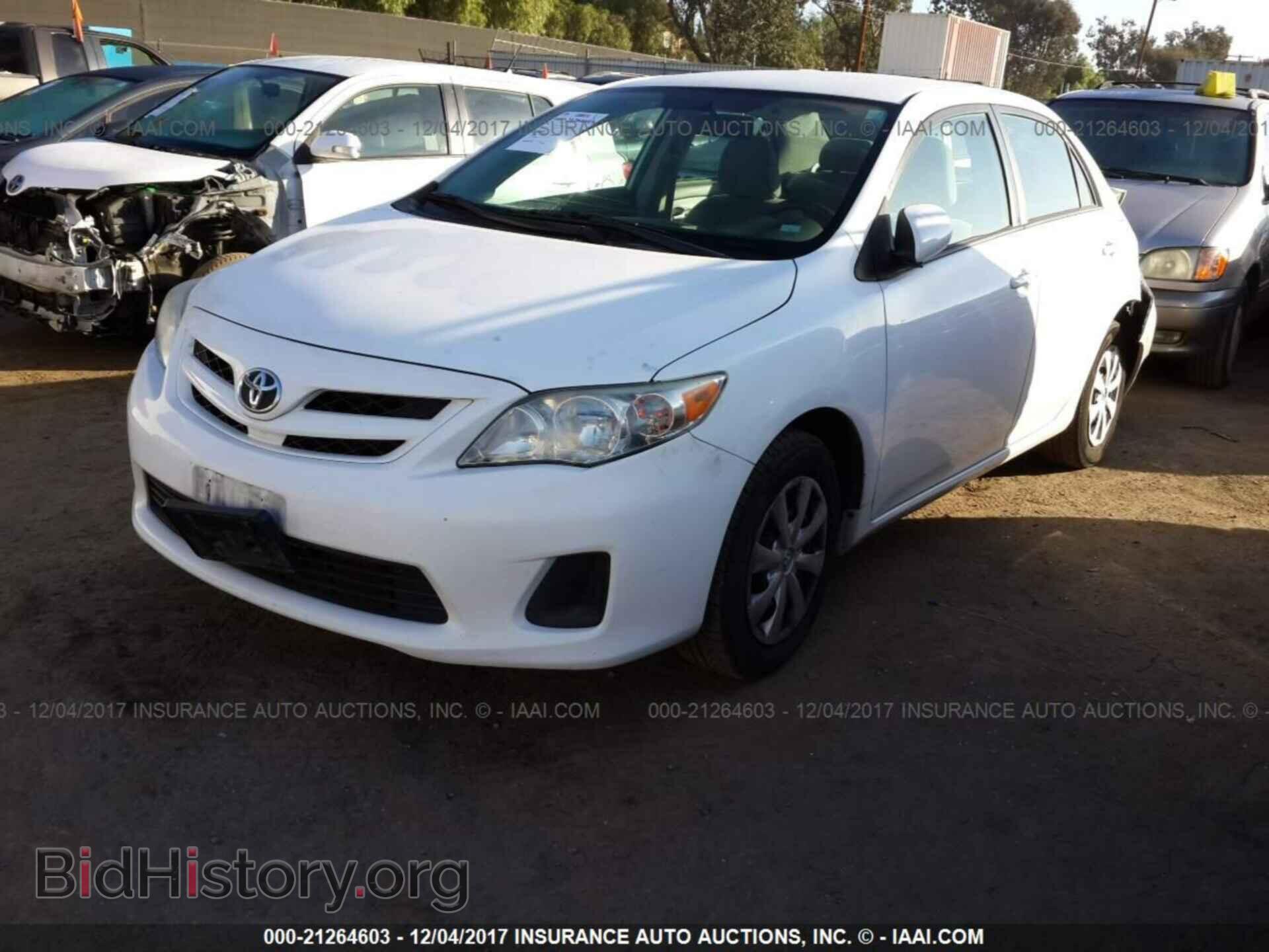 2011 Toyota Corolla - VIN: 2T1BU4EE3BC658669 - Фото 2