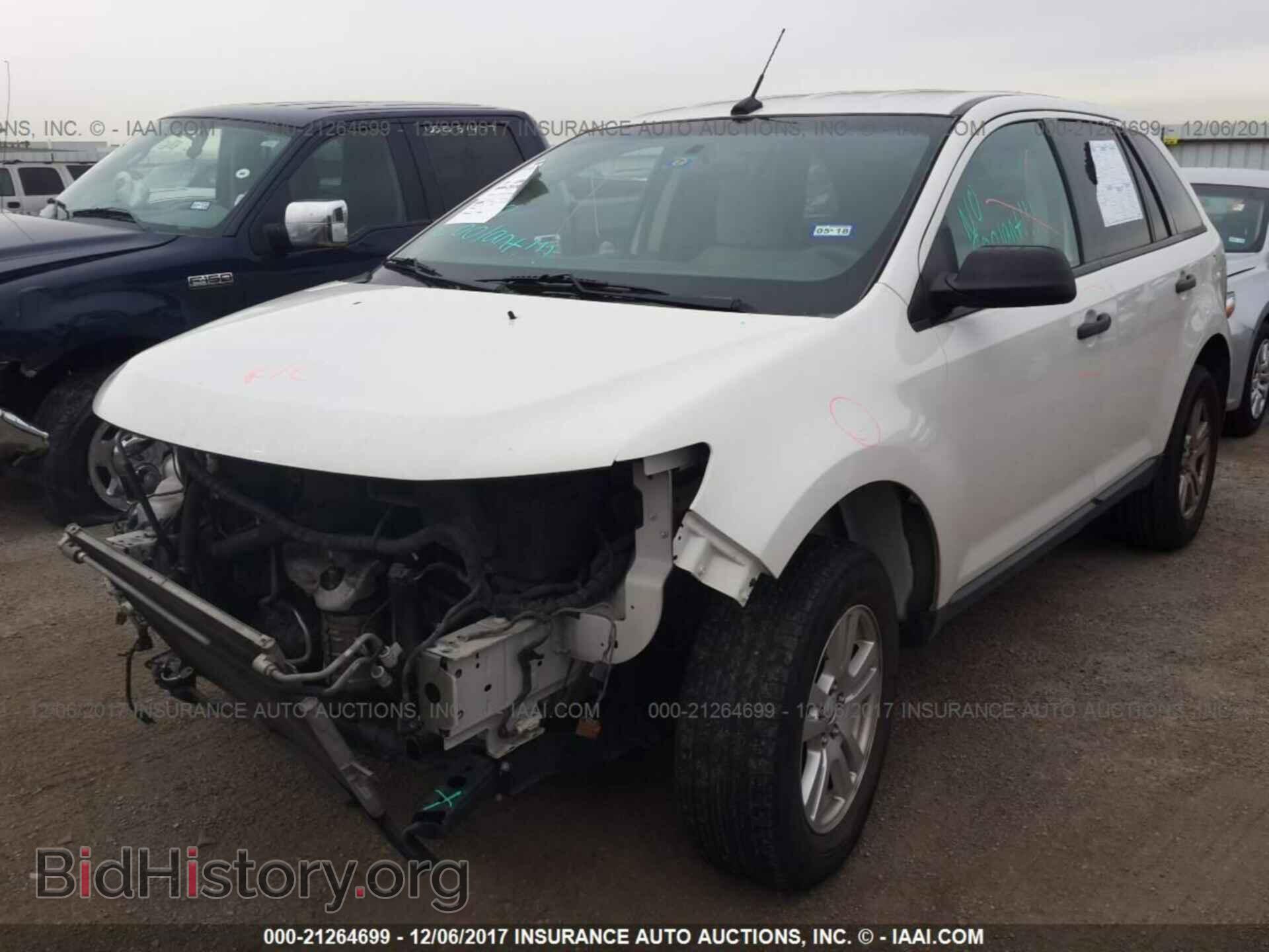 2011 Ford Edge - VIN: 2FMDK3GC2BBB00420 - Photo 2