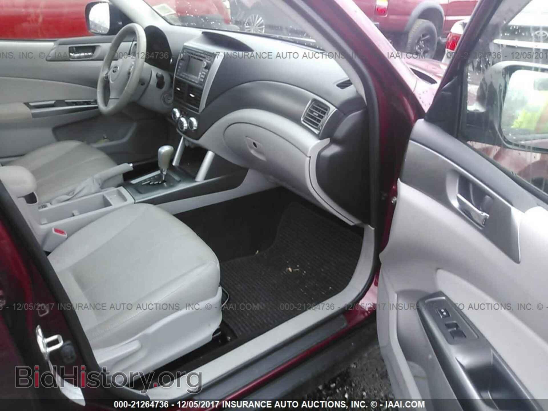 2011 Subaru Forester - VIN: JF2SHAEC6BH742953 - Фото 5