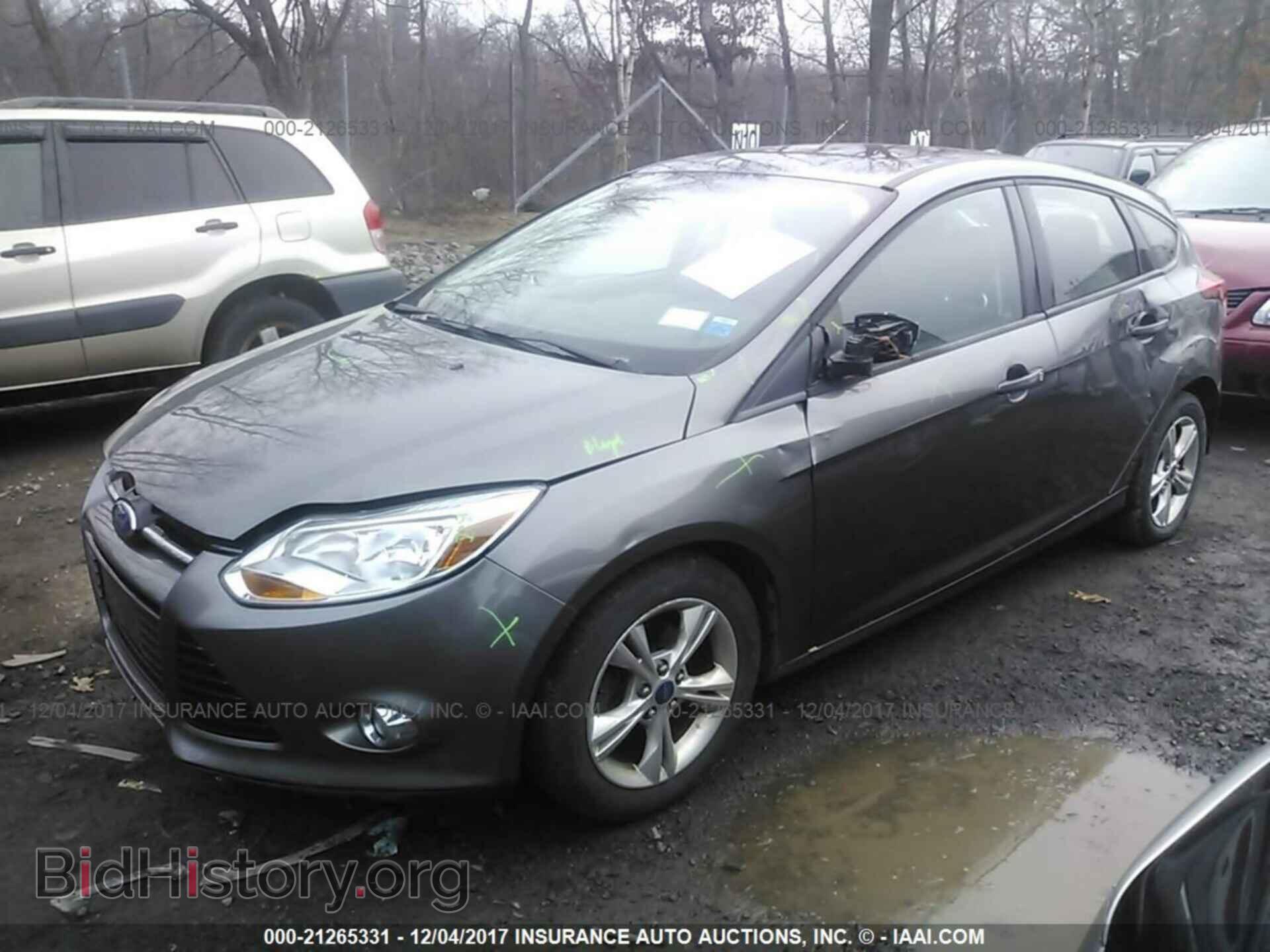 2012 Ford Focus - VIN: 1FAHP3K24CL281629 - Photo 2