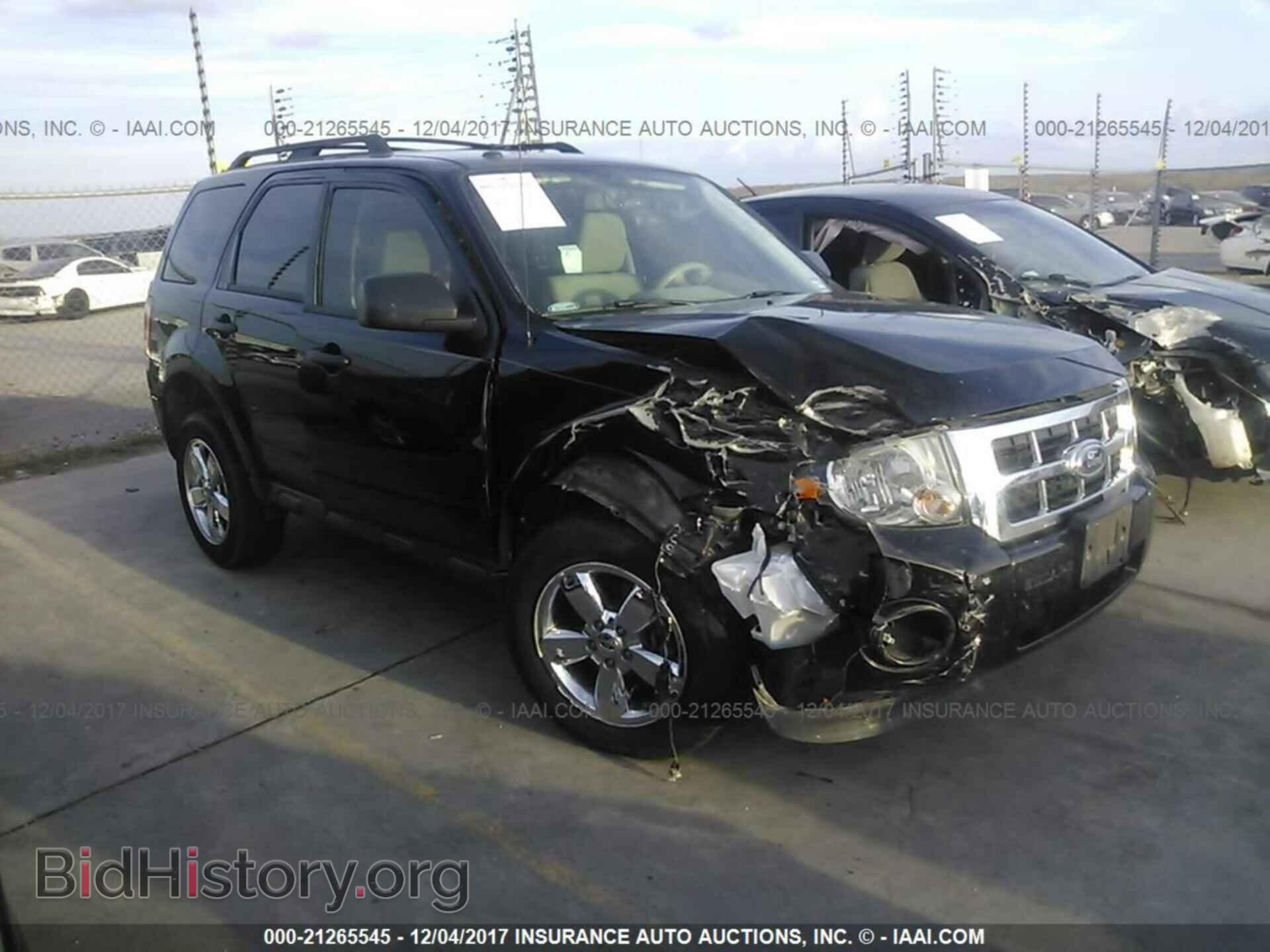 Photo 1FMCU0DG3CKB53789 - Ford Escape 2012