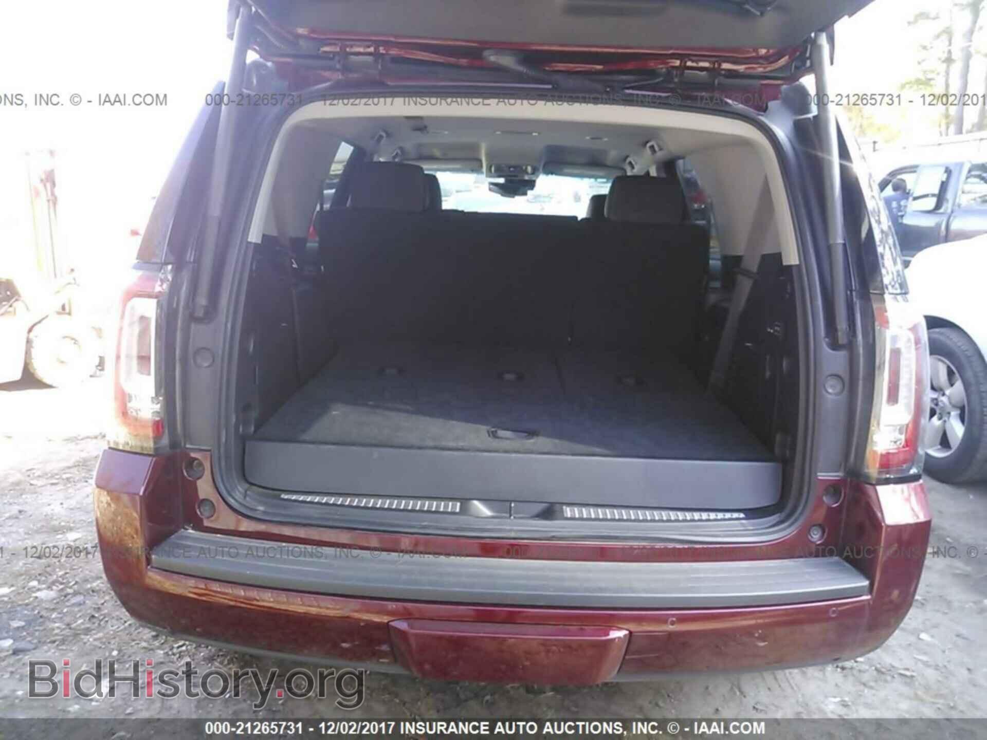 2017 Gmc Yukon - VIN: 1GKS2BKC6HR397571 - Фото 8