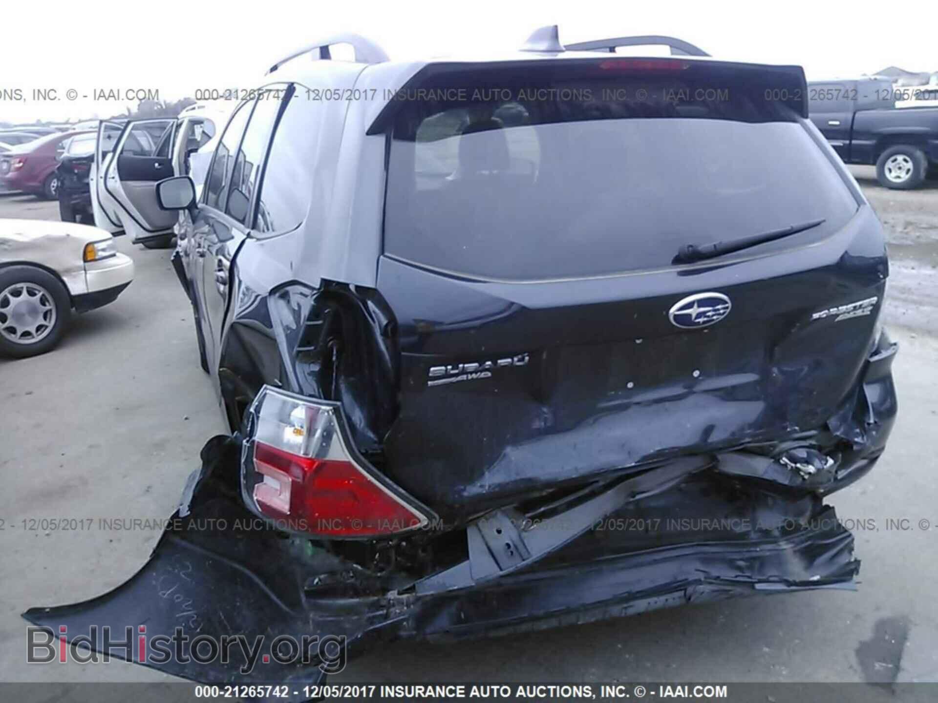 2017 Subaru Forester - VIN: JF2SJAGC4HH530613 - Photo 3