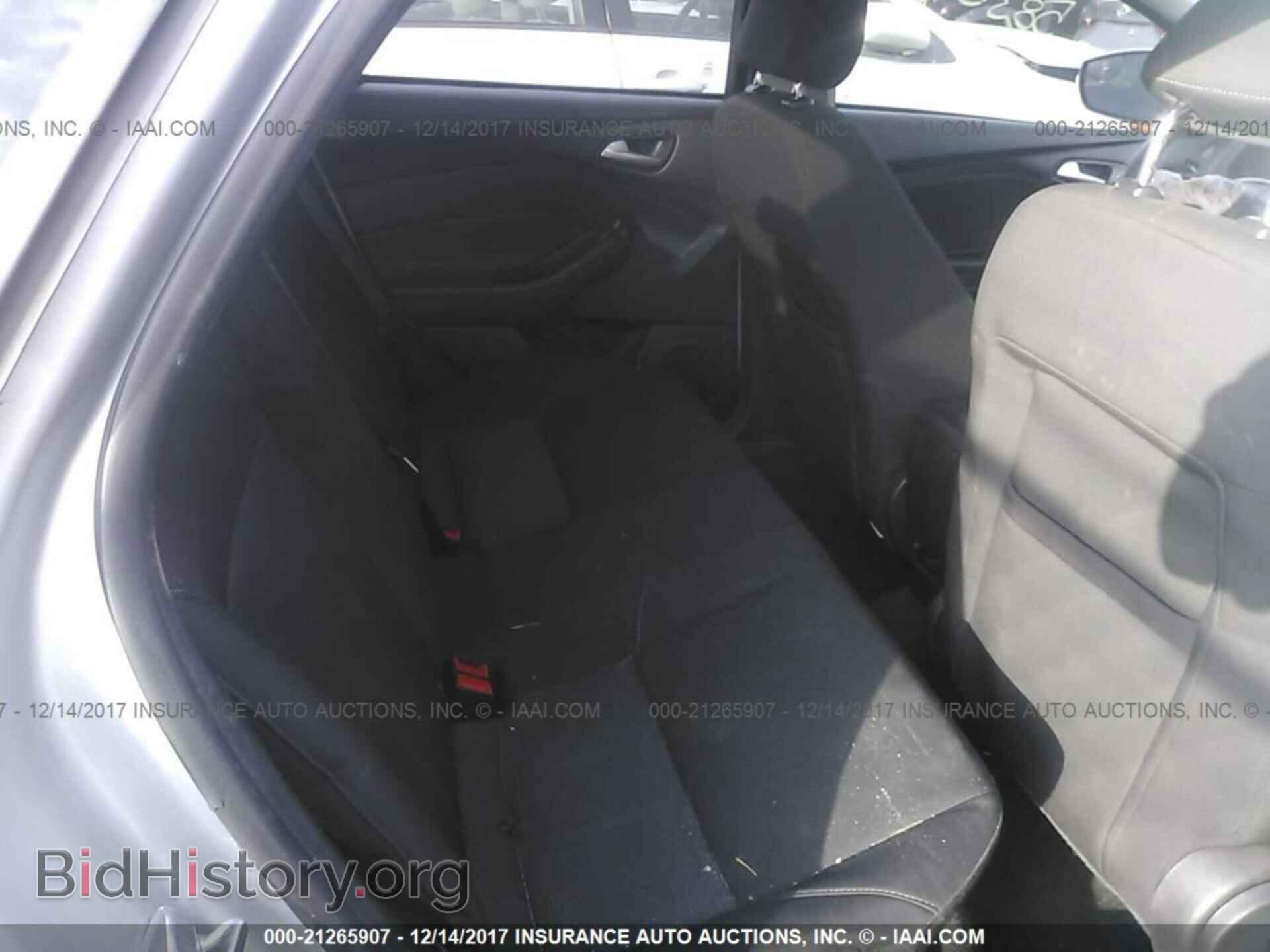 2015 Ford Focus - VIN: 1FADP3F27FL295876 - Photo 8