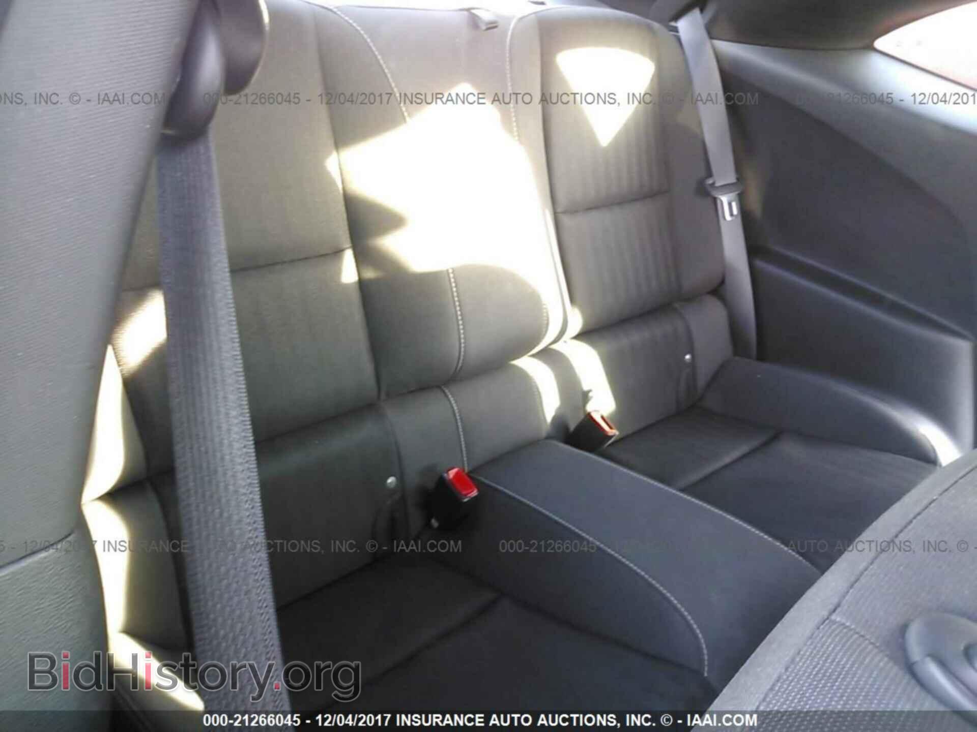 2015 Chevrolet Camaro - VIN: 2G1FB1E30F9237785 - Photo 8