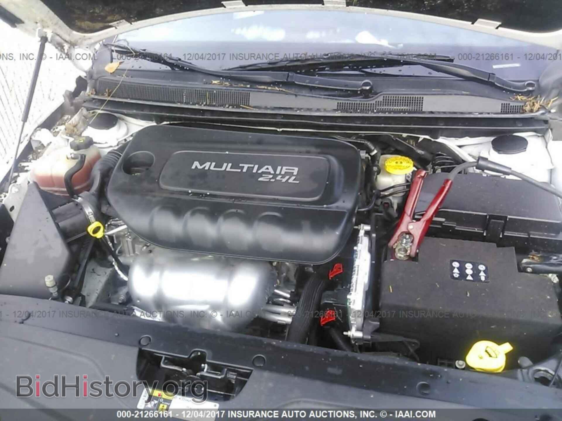 2015 Chrysler 200 - VIN: 1C3CCCBB3FN662661 - Фото 10