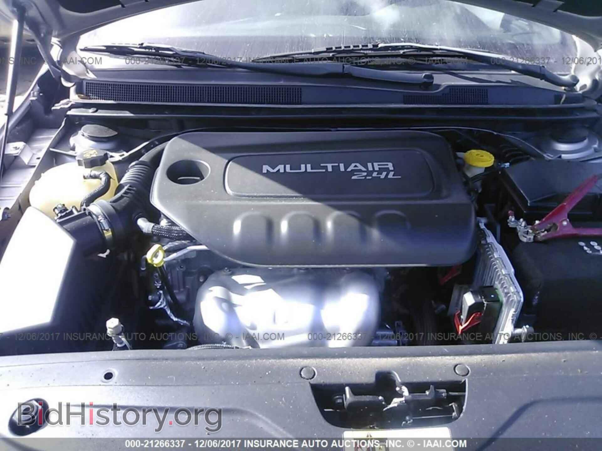 2015 Chrysler 200 - VIN: 1C3CCCBB4FN674883 - Фото 10