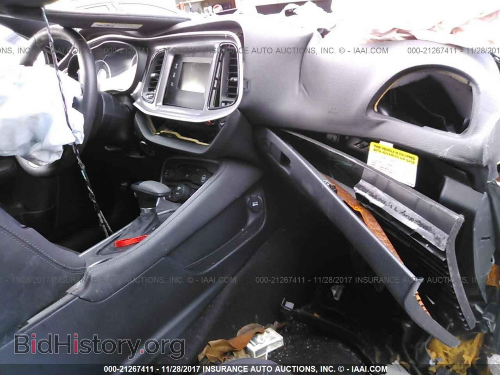 2016 Dodge Challenger - VIN: 2C3CDZAG1GH113452 - Photo 5