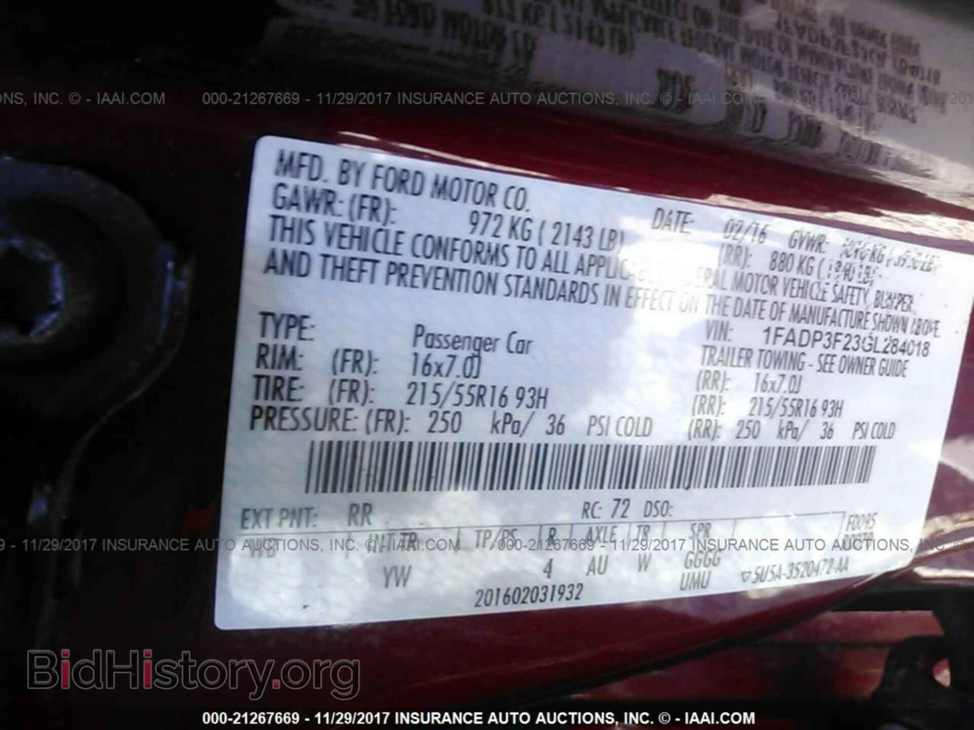 2016 Ford Focus - VIN: 1FADP3F23GL284018 - Photo 9