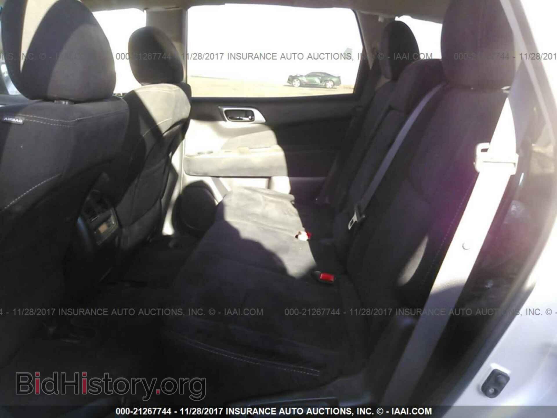 2015 Nissan Pathfinder - VIN: 5N1AR2MM3FC690929 - Фото 8