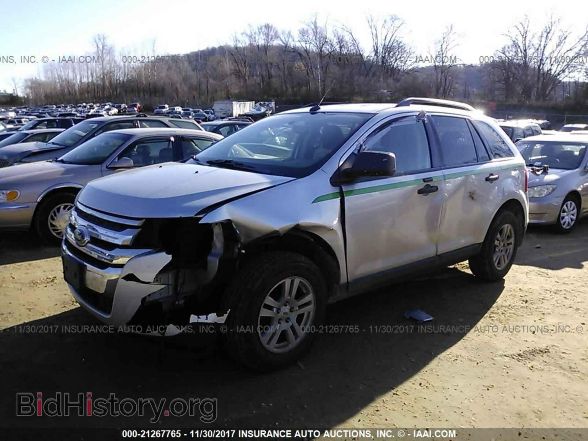 2011 Ford Edge - VIN: 2FMDK3GC4BBA51625 - Photo 2
