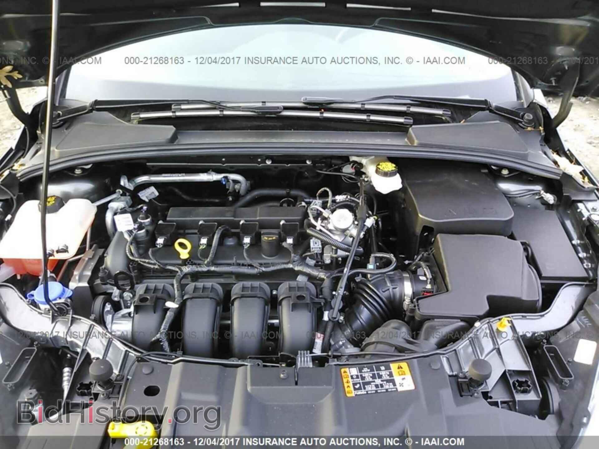 2017 Ford Focus - VIN: 1FADP3F28HL316849 - Photo 10