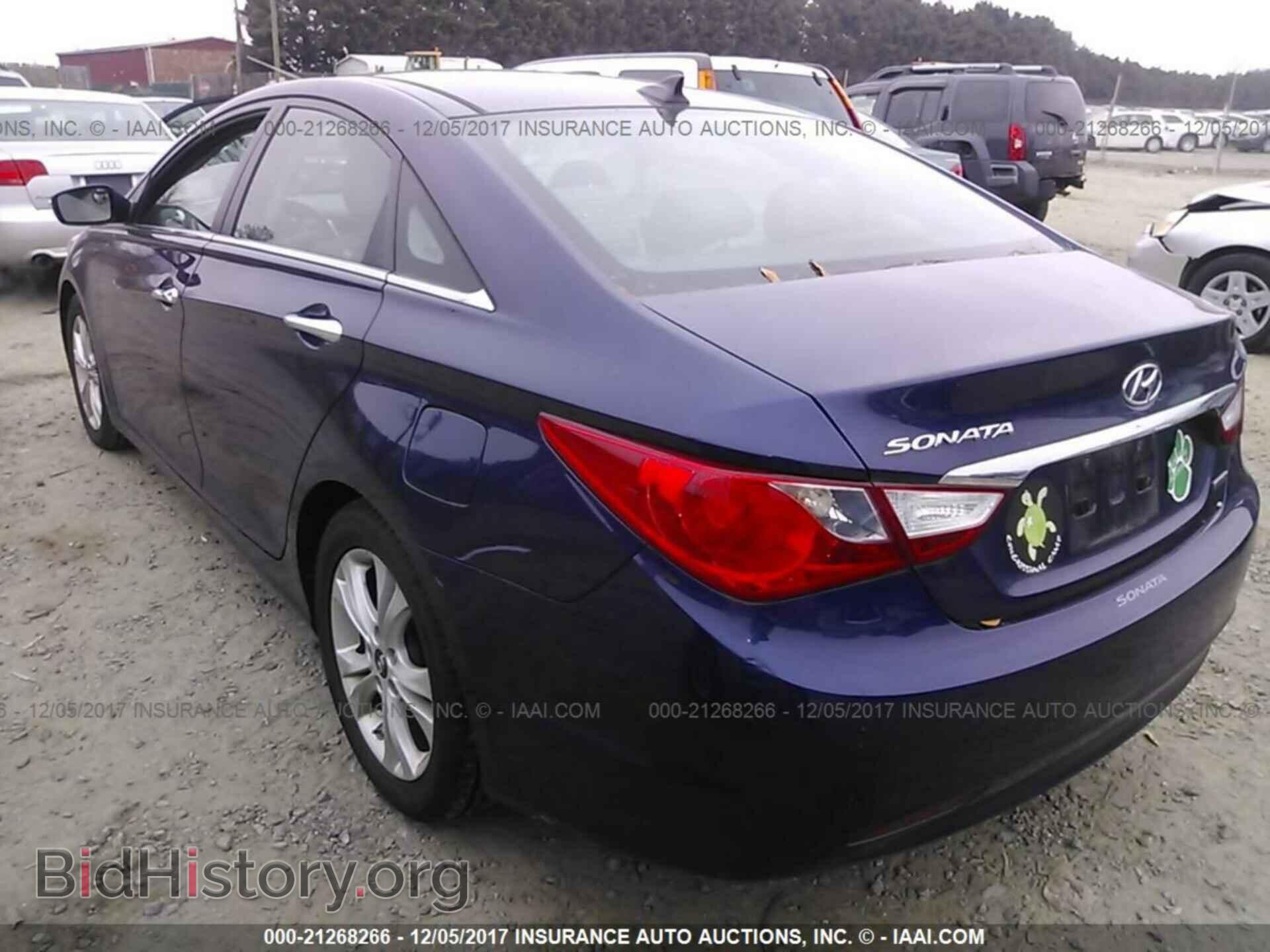 2012 Hyundai Sonata - VIN: 5NPEC4AC4CH417478 - Фото 3