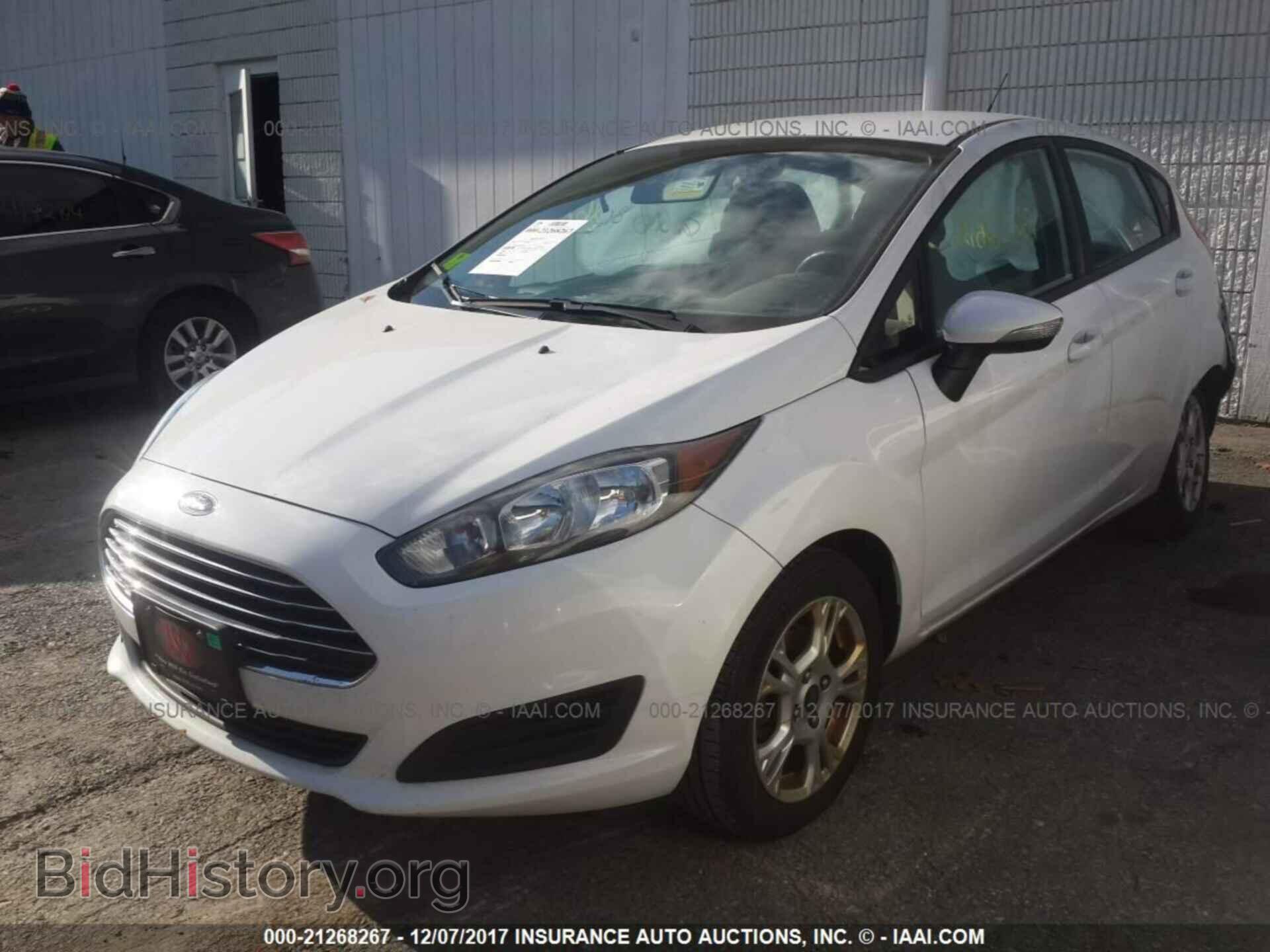 2014 Ford Fiesta - VIN: 3FADP4EJ0EM150433 - Photo 2