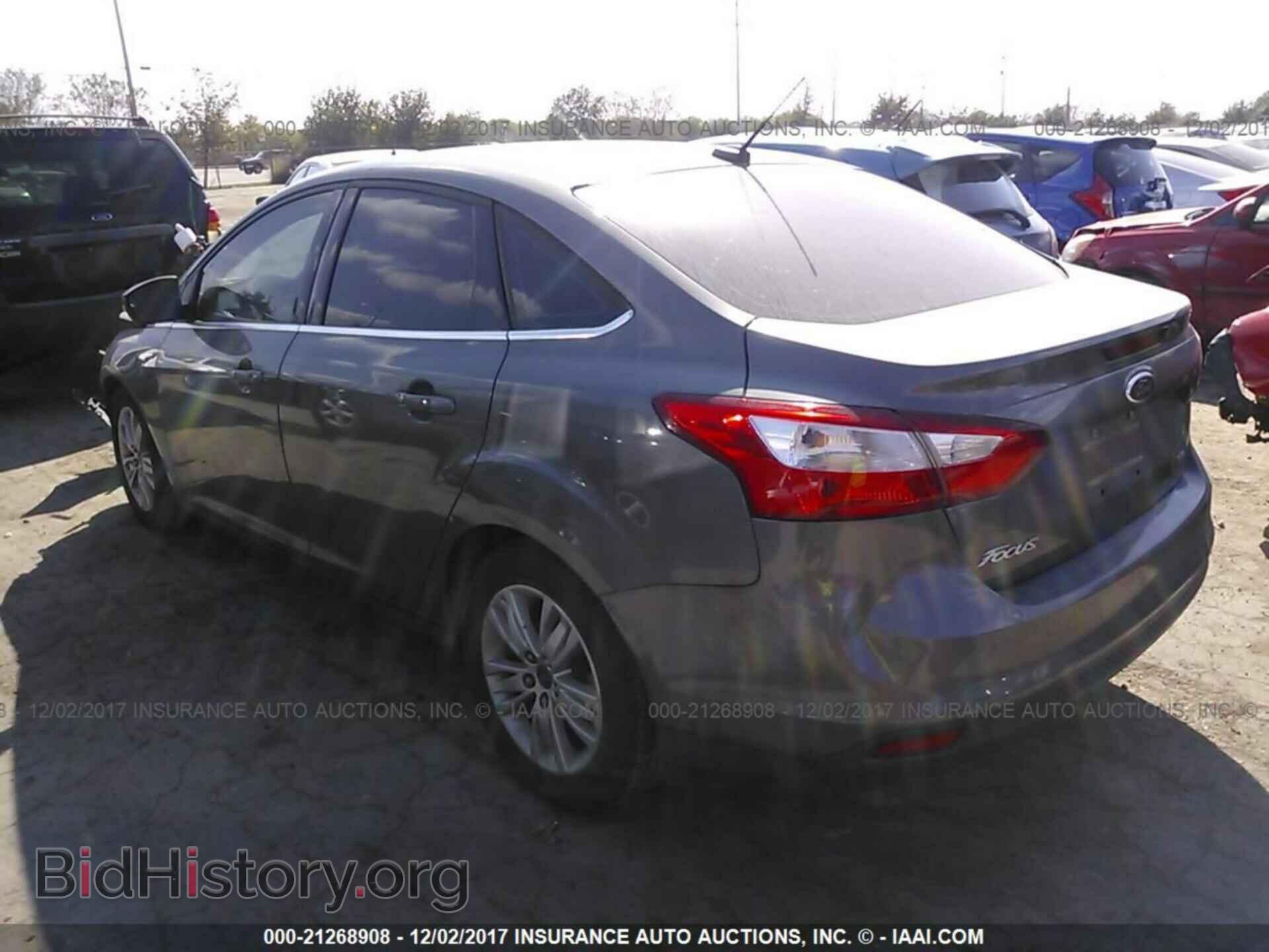 2012 Ford Focus - VIN: 1FAHP3H20CL357399 - Фото 3
