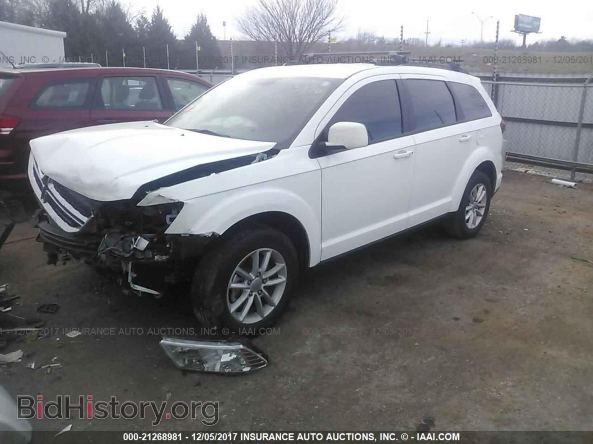 2016 Dodge Journey - VIN: 3C4PDCBB4GT115376 - Фото 2
