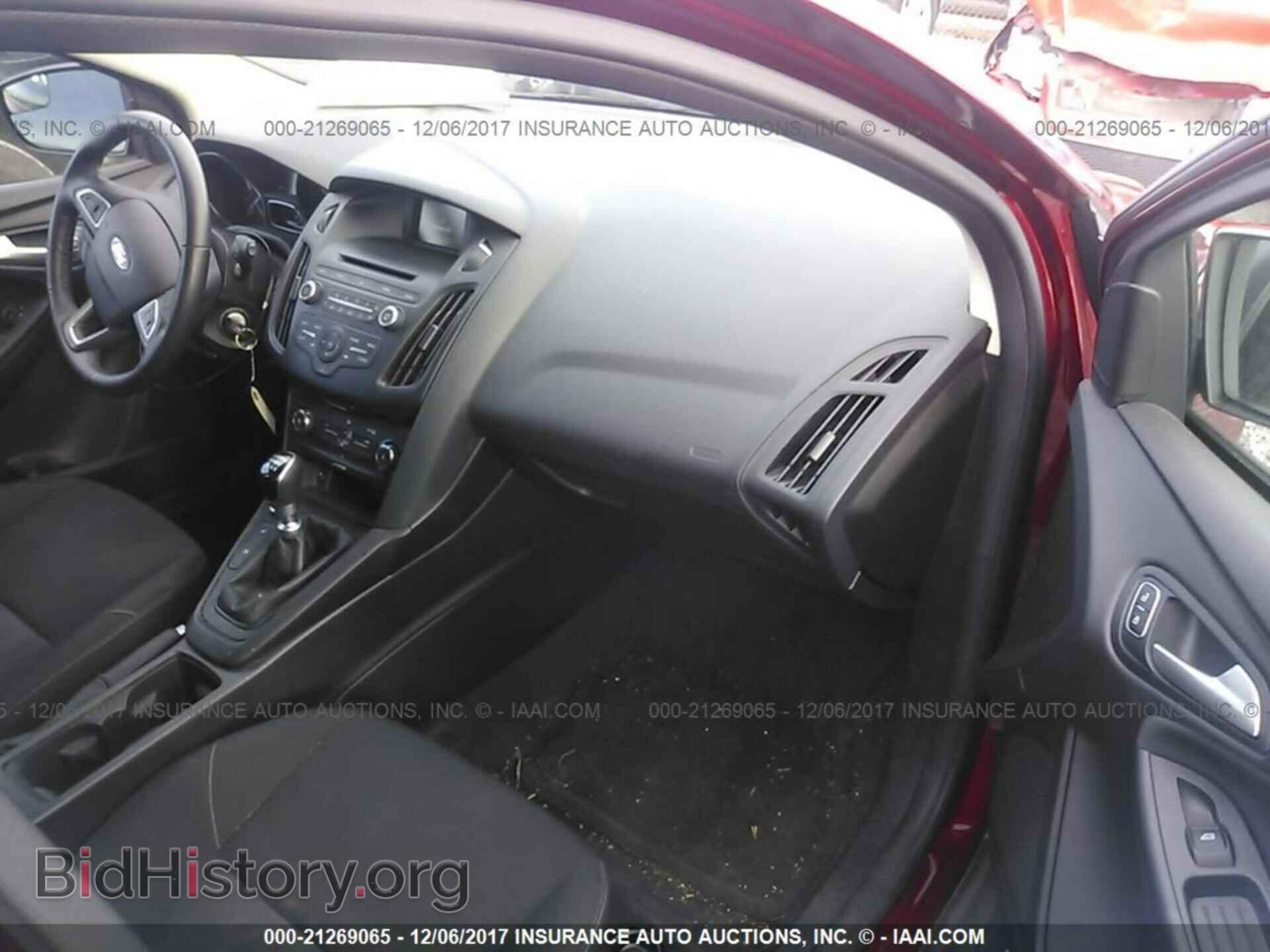 2015 Ford Focus - VIN: 1FADP3KE5FL297786 - Photo 5