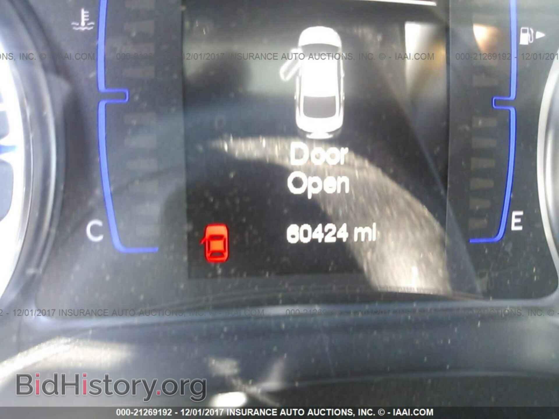 2015 Chrysler 200 - VIN: 1C3CCCAB1FN597732 - Фото 7