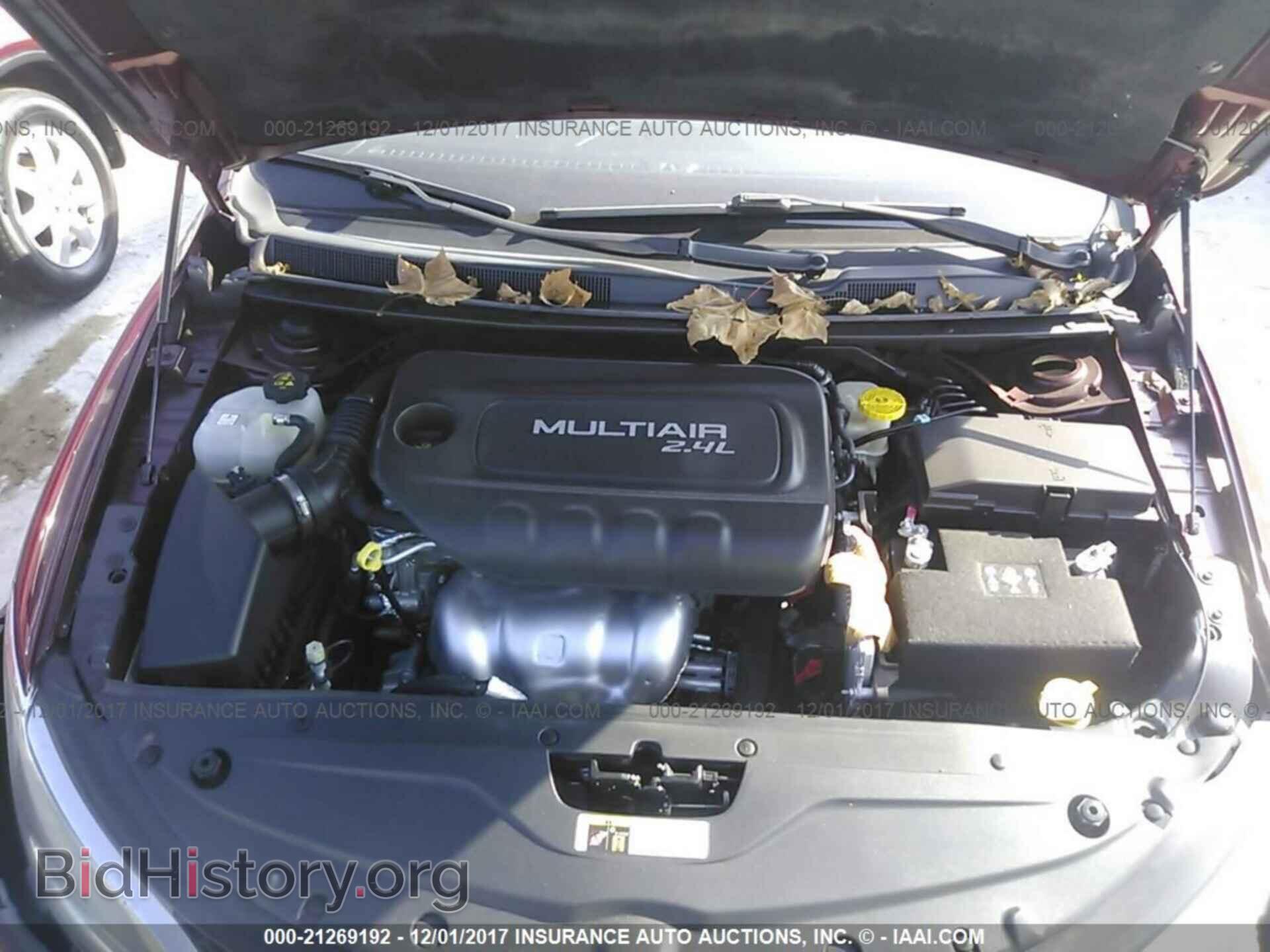 2015 Chrysler 200 - VIN: 1C3CCCAB1FN597732 - Фото 10
