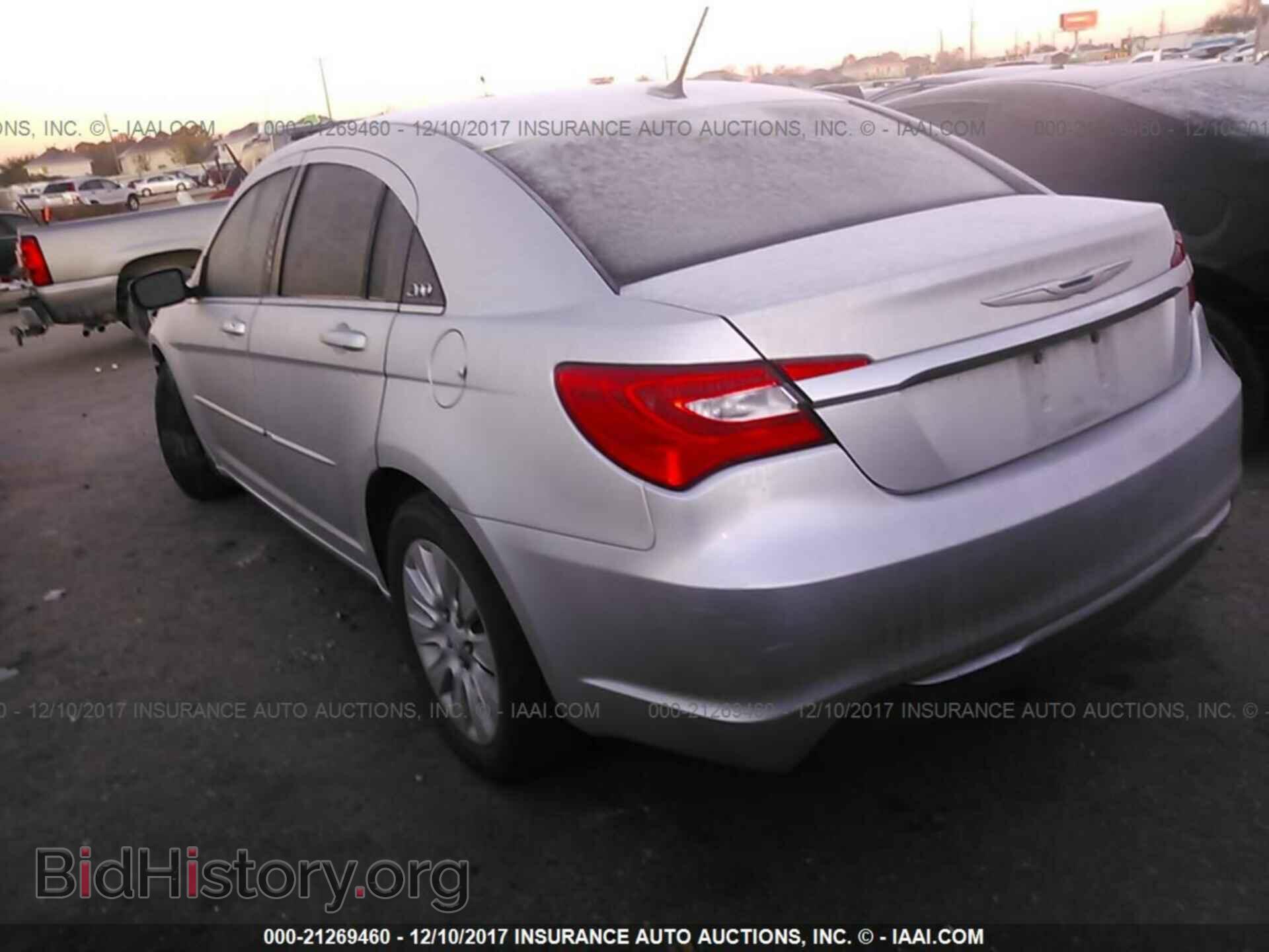 2012 Chrysler 200 - VIN: 1C3CCBAB8CN159618 - Фото 3