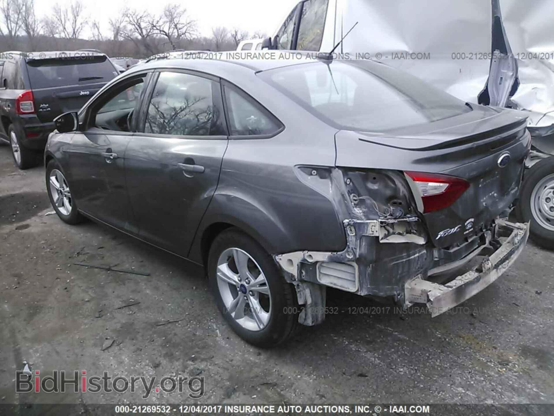 2012 Ford Focus - VIN: 1FAHP3F21CL450788 - Фото 3